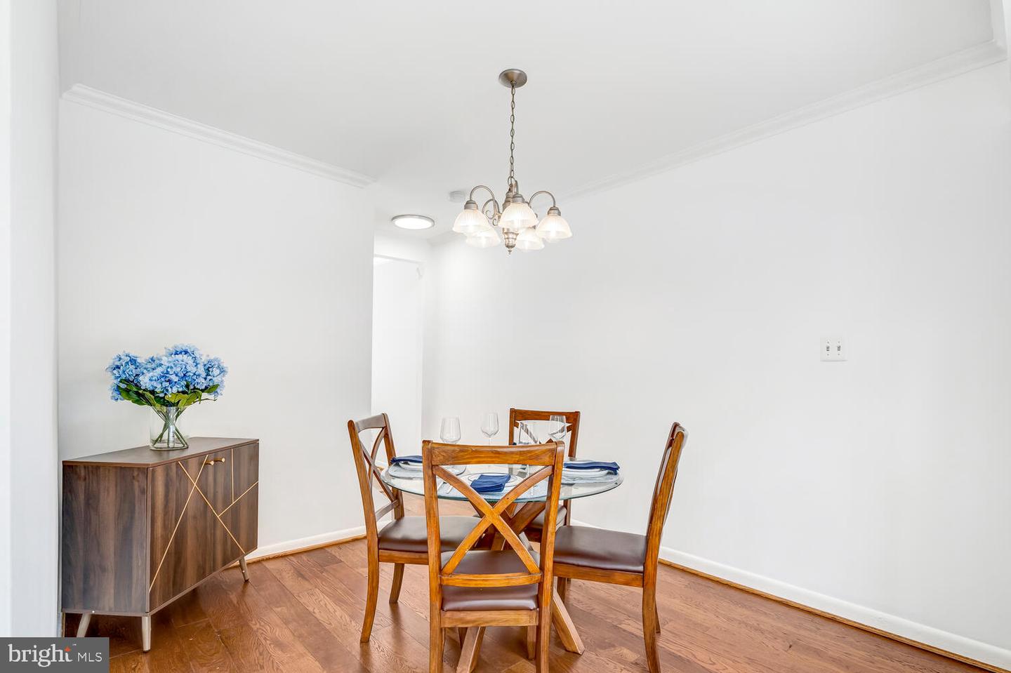 4447 FOREST GLEN CT #4447, ANNANDALE, Virginia 22003, 3 Bedrooms Bedrooms, ,1 BathroomBathrooms,Residential,For sale,4447 FOREST GLEN CT #4447,VAFX2289170 MLS # VAFX2289170