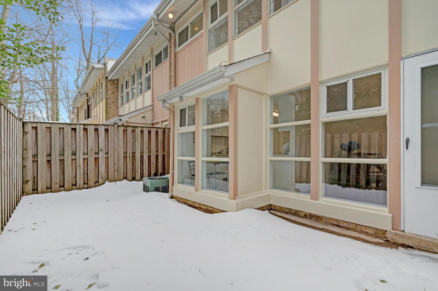 4447 FOREST GLEN CT #4447, ANNANDALE, Virginia 22003, 3 Bedrooms Bedrooms, ,1 BathroomBathrooms,Residential,For sale,4447 FOREST GLEN CT #4447,VAFX2289170 MLS # VAFX2289170