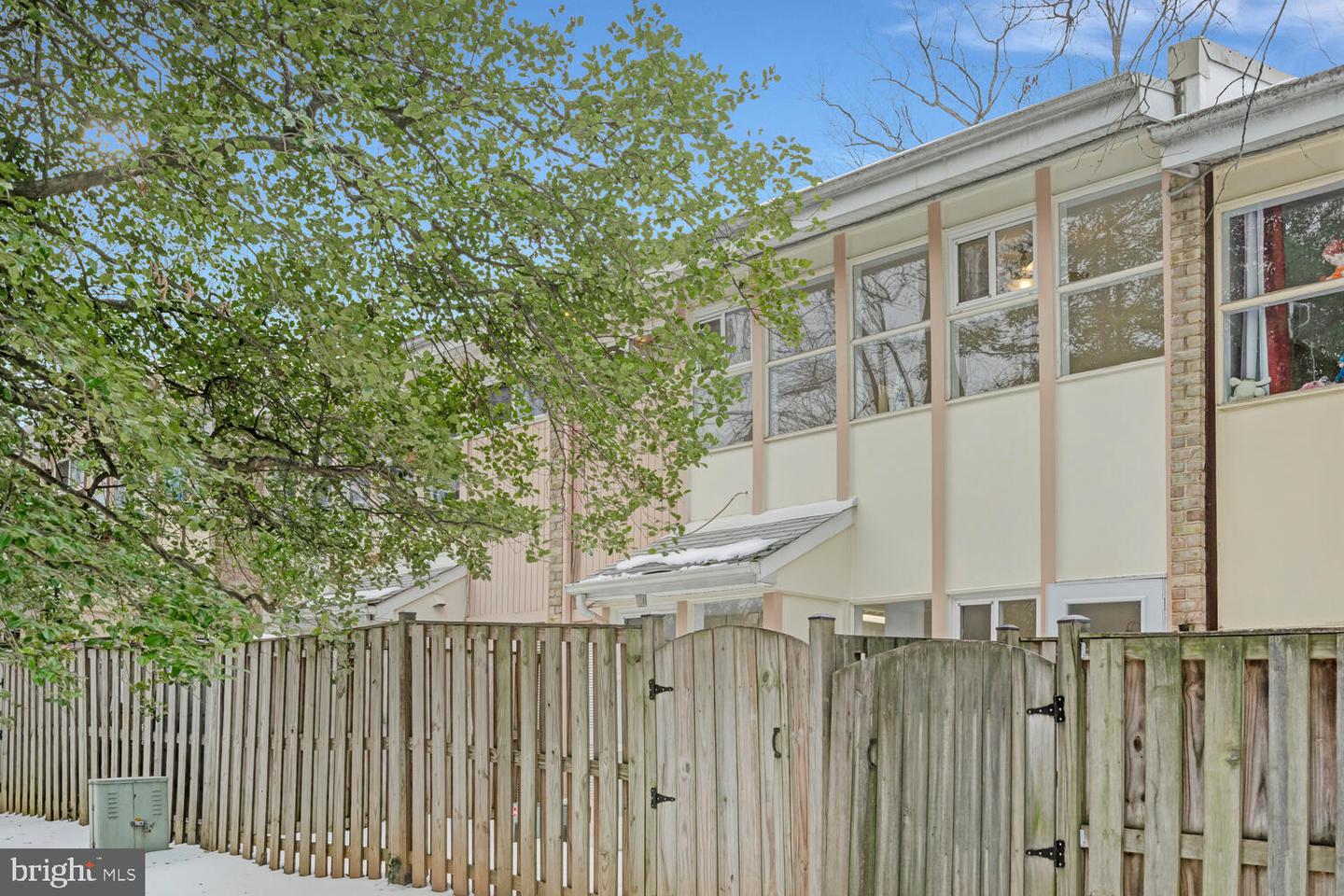 4447 FOREST GLEN CT #4447, ANNANDALE, Virginia 22003, 3 Bedrooms Bedrooms, ,1 BathroomBathrooms,Residential,For sale,4447 FOREST GLEN CT #4447,VAFX2289170 MLS # VAFX2289170