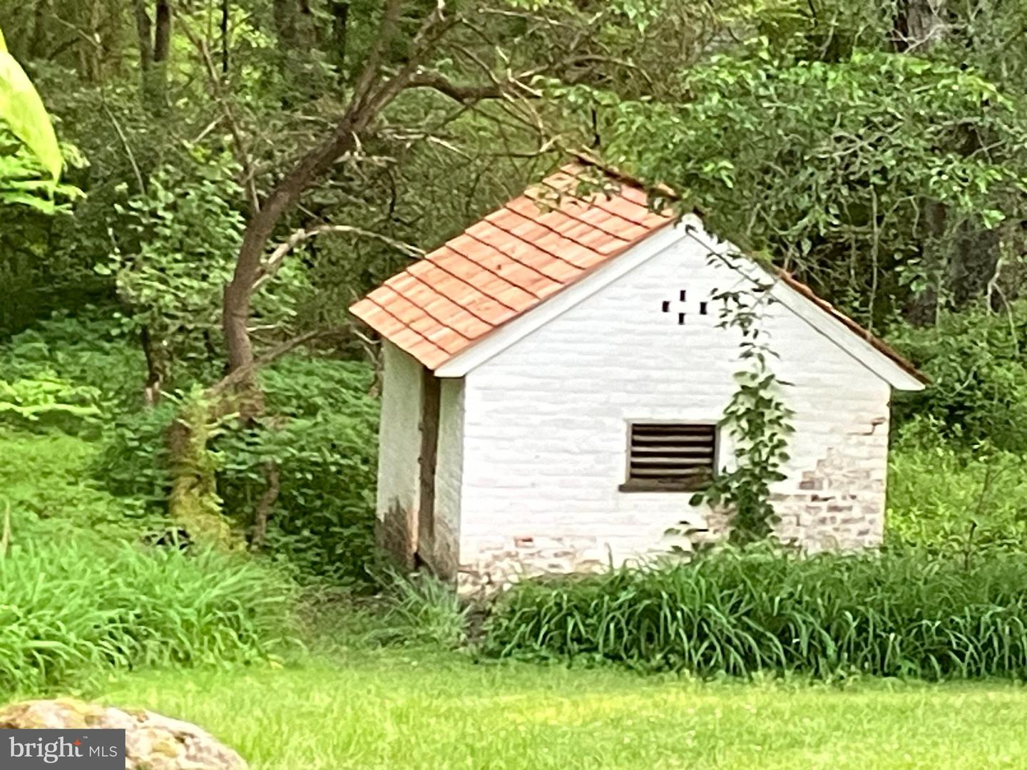 24511 PEACOCK LN, RAPIDAN, Virginia 22733, 4 Bedrooms Bedrooms, ,5 BathroomsBathrooms,Residential,For sale,24511 PEACOCK LN,VACU2012628 MLS # VACU2012628 24511 PEACOCK LN, RAPIDAN, Virginia 22733, 4 Bedrooms Bedrooms, ,5 BathroomsBathrooms,Residential,For sale,24511 PEACOCK LN,VACU2012628 MLS # VACU2012628