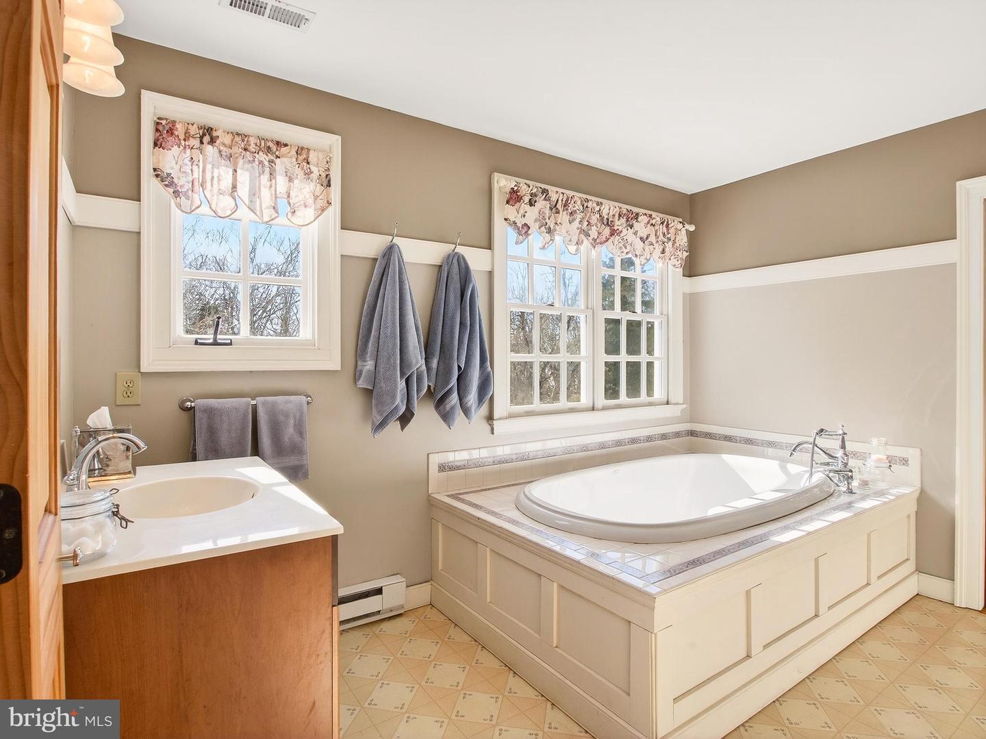 24511 PEACOCK LN, RAPIDAN, Virginia 22733, 4 Bedrooms Bedrooms, ,5 BathroomsBathrooms,Residential,For sale,24511 PEACOCK LN,VACU2012628 MLS # VACU2012628 24511 PEACOCK LN, RAPIDAN, Virginia 22733, 4 Bedrooms Bedrooms, ,5 BathroomsBathrooms,Residential,For sale,24511 PEACOCK LN,VACU2012628 MLS # VACU2012628