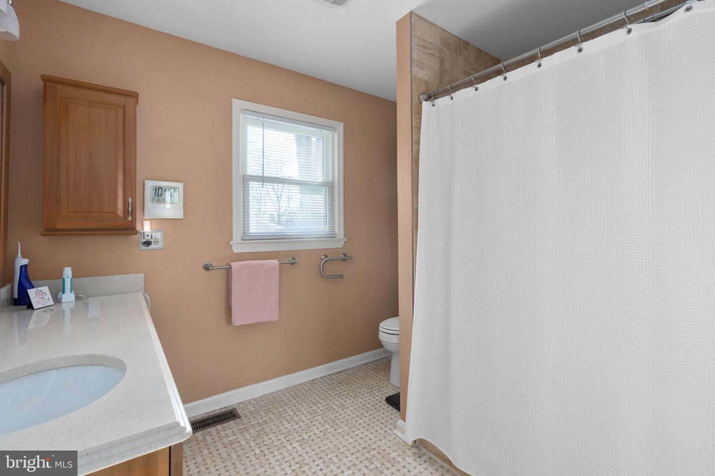 15993 COVE LN, DUMFRIES, Virginia 22025, 4 Bedrooms Bedrooms, ,2 BathroomsBathrooms,Residential,For sale,15993 COVE LN,VAPW2112382 MLS # VAPW2112382 15993 COVE LN, DUMFRIES, Virginia 22025, 4 Bedrooms Bedrooms, ,2 BathroomsBathrooms,Residential,For sale,15993 COVE LN,VAPW2112382 MLS # VAPW2112382