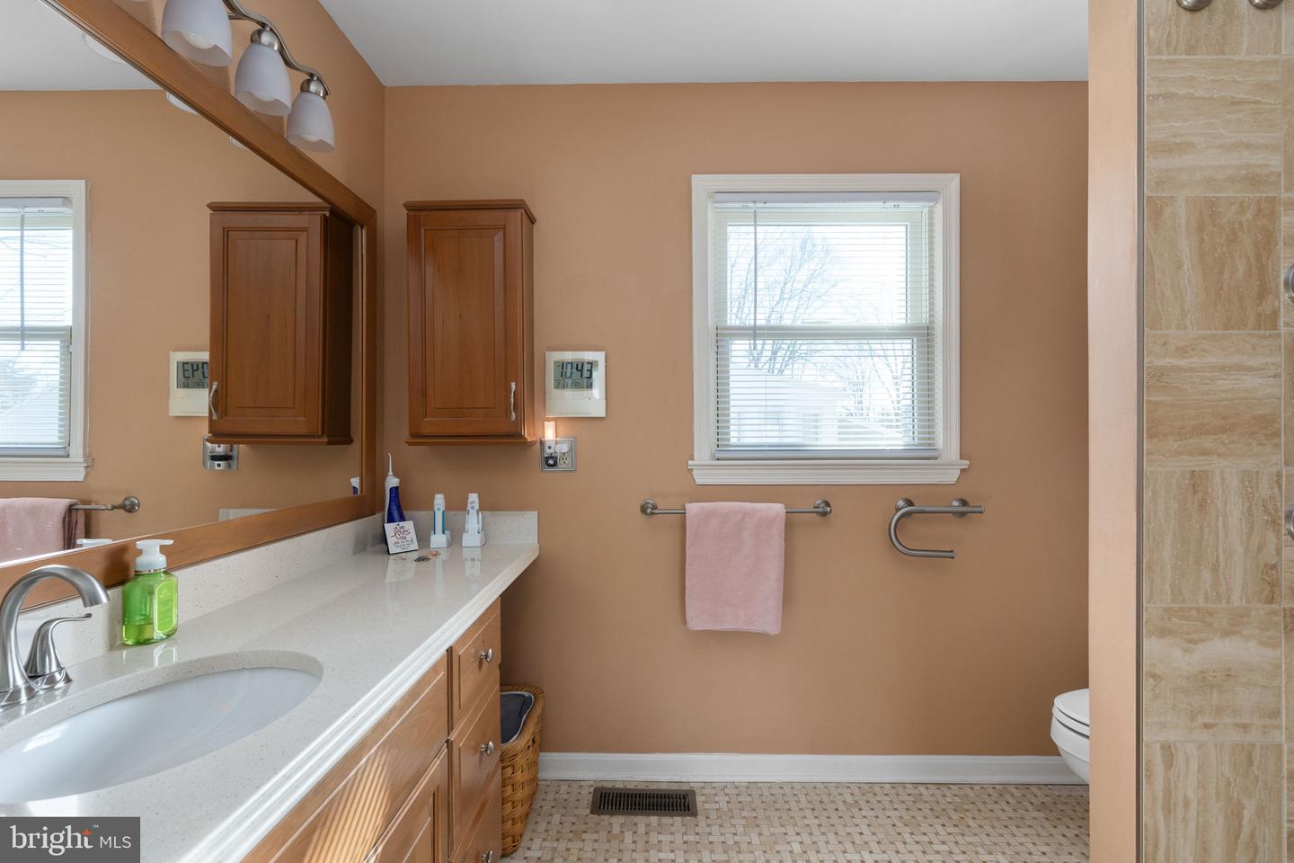 15993 COVE LN, DUMFRIES, Virginia 22025, 4 Bedrooms Bedrooms, ,2 BathroomsBathrooms,Residential,For sale,15993 COVE LN,VAPW2112382 MLS # VAPW2112382 15993 COVE LN, DUMFRIES, Virginia 22025, 4 Bedrooms Bedrooms, ,2 BathroomsBathrooms,Residential,For sale,15993 COVE LN,VAPW2112382 MLS # VAPW2112382