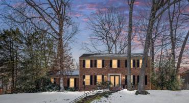 15993 COVE LN, DUMFRIES, Virginia 22025, 4 Bedrooms Bedrooms, ,2 BathroomsBathrooms,Residential,For sale,15993 COVE LN,VAPW2112382 MLS # VAPW2112382