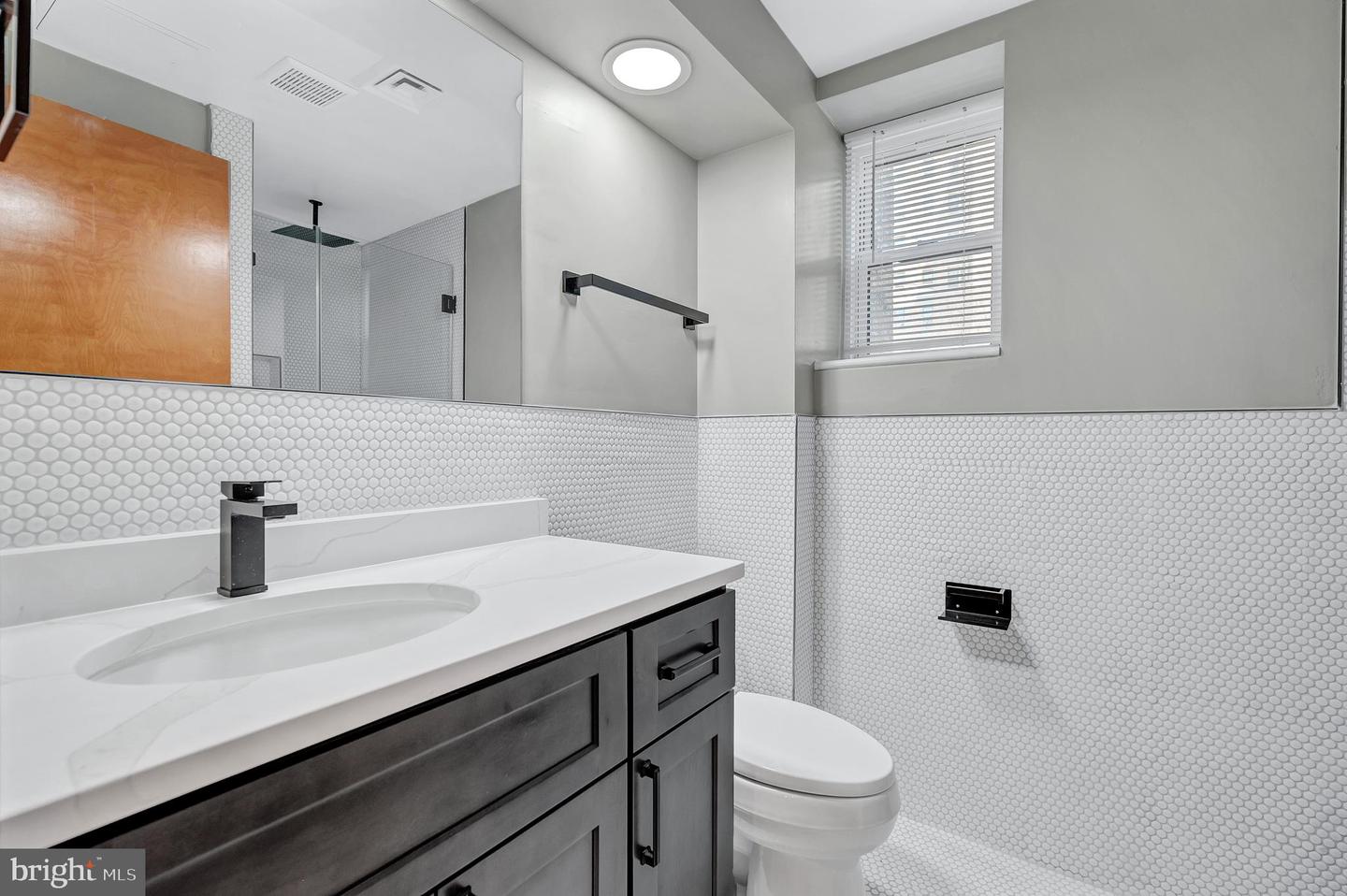 4707 CONNECTICUT AVE NW #103, WASHINGTON, District Of Columbia 20008, 1 Bedroom Bedrooms, ,1 BathroomBathrooms,Residential,For sale,4707 CONNECTICUT AVE NW #103,DCDC2245854 MLS # DCDC2245854 4707 CONNECTICUT AVE NW #103, WASHINGTON, District Of Columbia 20008, 1 Bedroom Bedrooms, ,1 BathroomBathrooms,Residential,For sale,4707 CONNECTICUT AVE NW #103,DCDC2245854 MLS # DCDC2245854