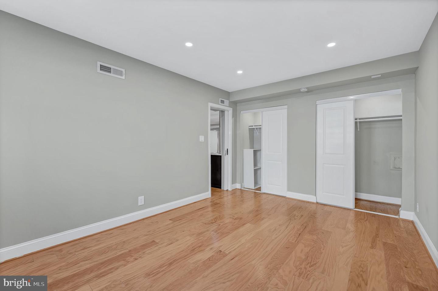 4707 CONNECTICUT AVE NW #103, WASHINGTON, District Of Columbia 20008, 1 Bedroom Bedrooms, ,1 BathroomBathrooms,Residential,For sale,4707 CONNECTICUT AVE NW #103,DCDC2245854 MLS # DCDC2245854 4707 CONNECTICUT AVE NW #103, WASHINGTON, District Of Columbia 20008, 1 Bedroom Bedrooms, ,1 BathroomBathrooms,Residential,For sale,4707 CONNECTICUT AVE NW #103,DCDC2245854 MLS # DCDC2245854