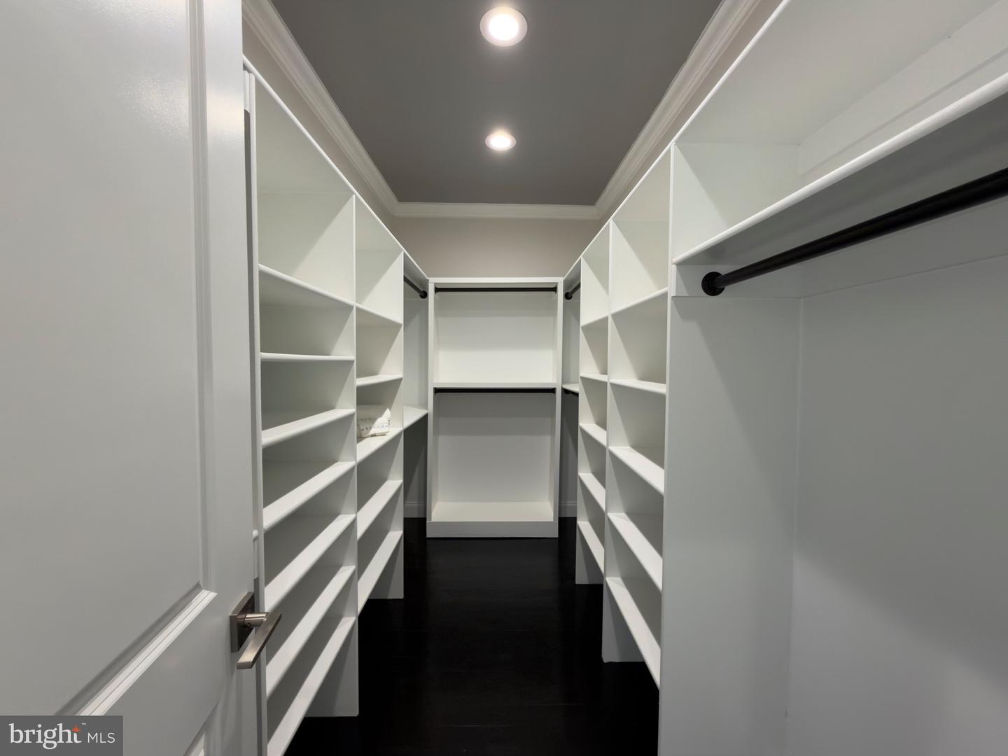 8213 HOCKING PL, ALEXANDRIA, Virginia 22309, 5 Bedrooms Bedrooms, ,5 BathroomsBathrooms,Residential,For sale,8213 HOCKING PL,VAFX2290722 MLS # VAFX2290722