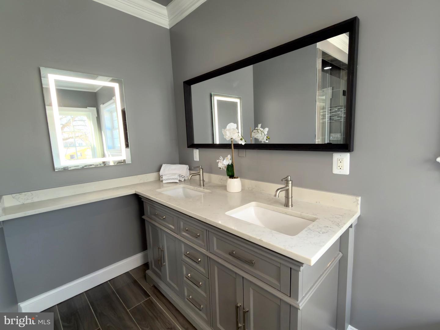 8213 HOCKING PL, ALEXANDRIA, Virginia 22309, 5 Bedrooms Bedrooms, ,5 BathroomsBathrooms,Residential,For sale,8213 HOCKING PL,VAFX2290722 MLS # VAFX2290722