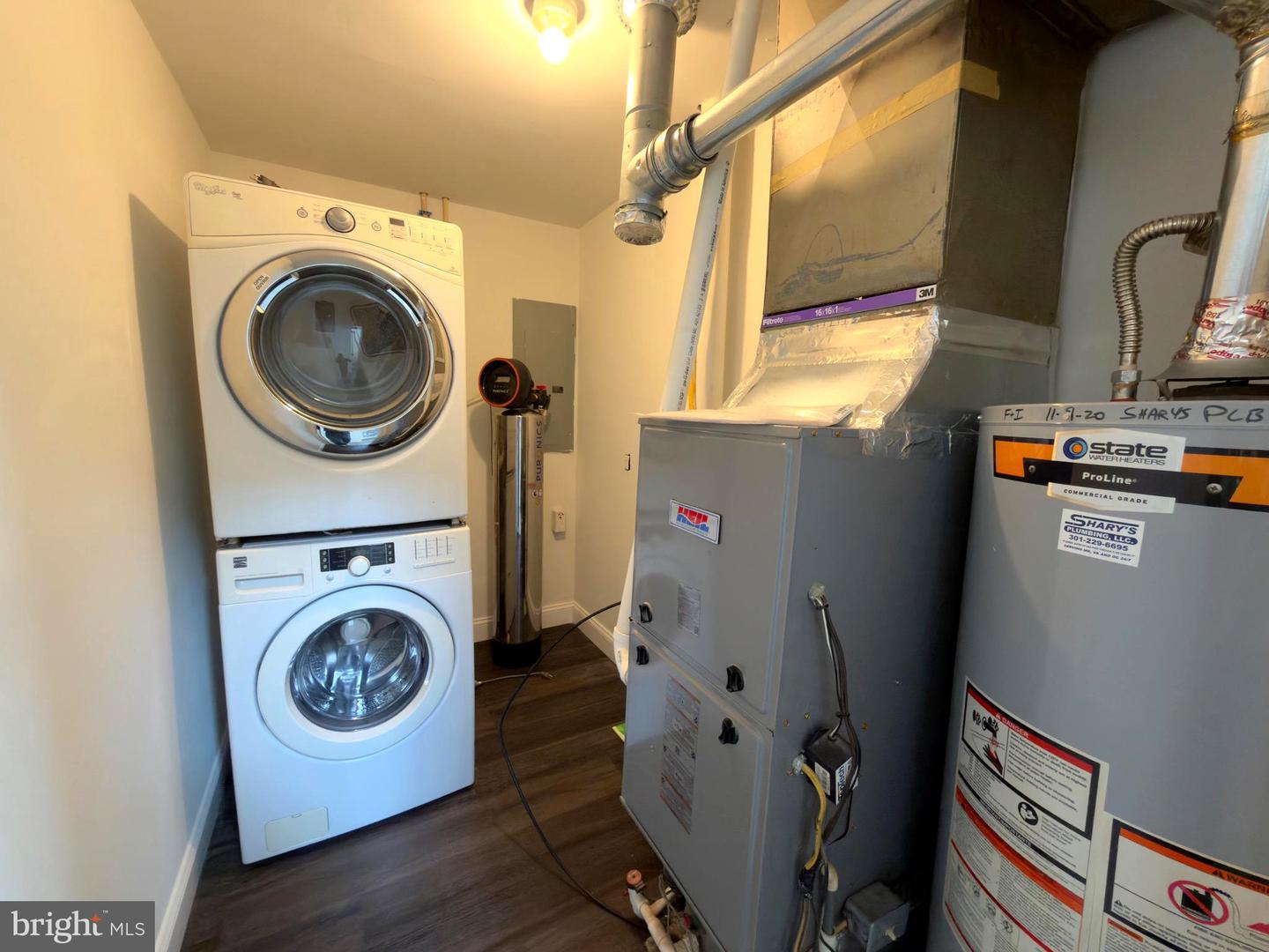 8213 HOCKING PL, ALEXANDRIA, Virginia 22309, 5 Bedrooms Bedrooms, ,5 BathroomsBathrooms,Residential,For sale,8213 HOCKING PL,VAFX2290722 MLS # VAFX2290722