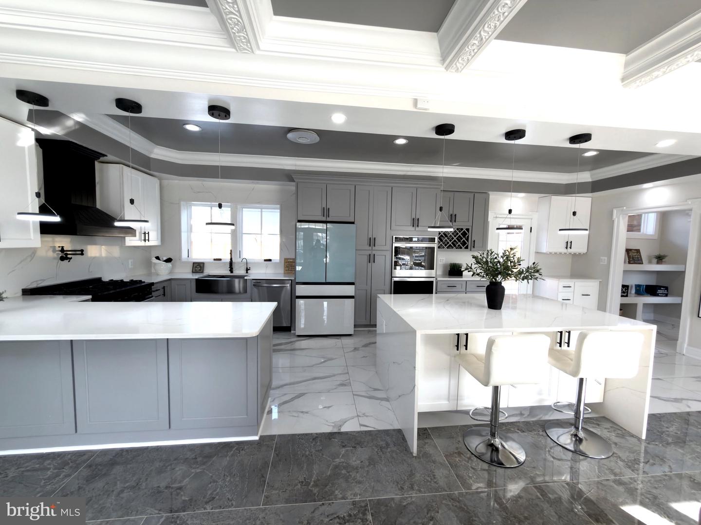 8213 HOCKING PL, ALEXANDRIA, Virginia 22309, 5 Bedrooms Bedrooms, ,5 BathroomsBathrooms,Residential,For sale,8213 HOCKING PL,VAFX2290722 MLS # VAFX2290722