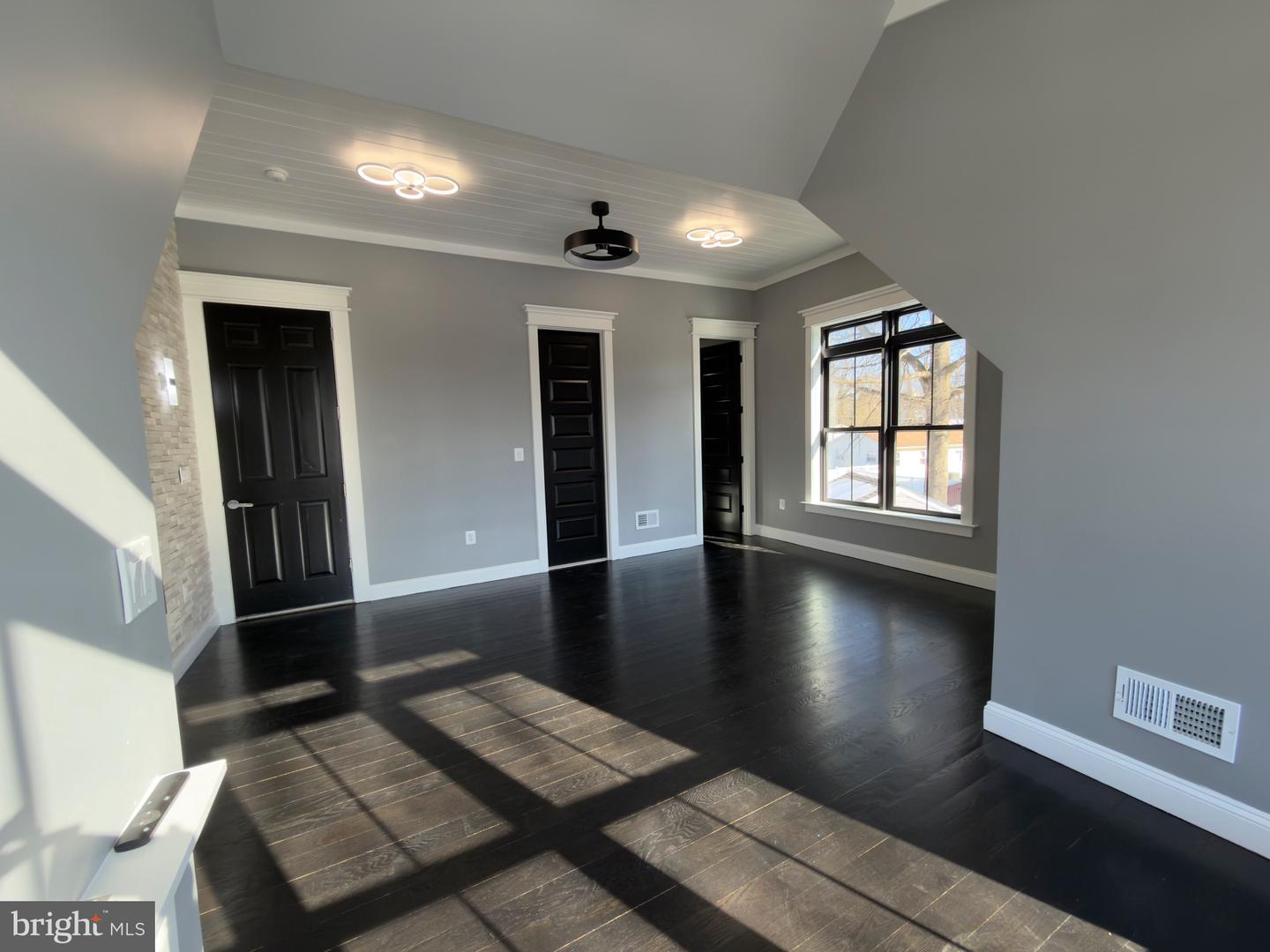 8213 HOCKING PL, ALEXANDRIA, Virginia 22309, 5 Bedrooms Bedrooms, ,5 BathroomsBathrooms,Residential,For sale,8213 HOCKING PL,VAFX2290722 MLS # VAFX2290722