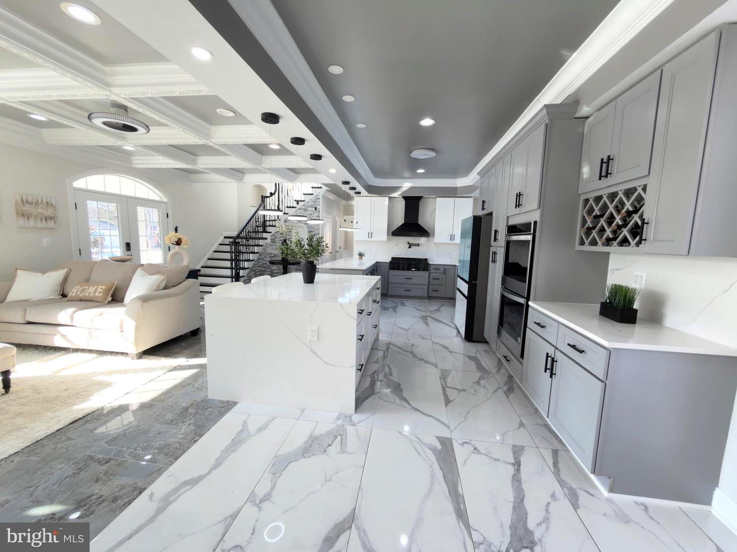 8213 HOCKING PL, ALEXANDRIA, Virginia 22309, 5 Bedrooms Bedrooms, ,5 BathroomsBathrooms,Residential,For sale,8213 HOCKING PL,VAFX2290722 MLS # VAFX2290722