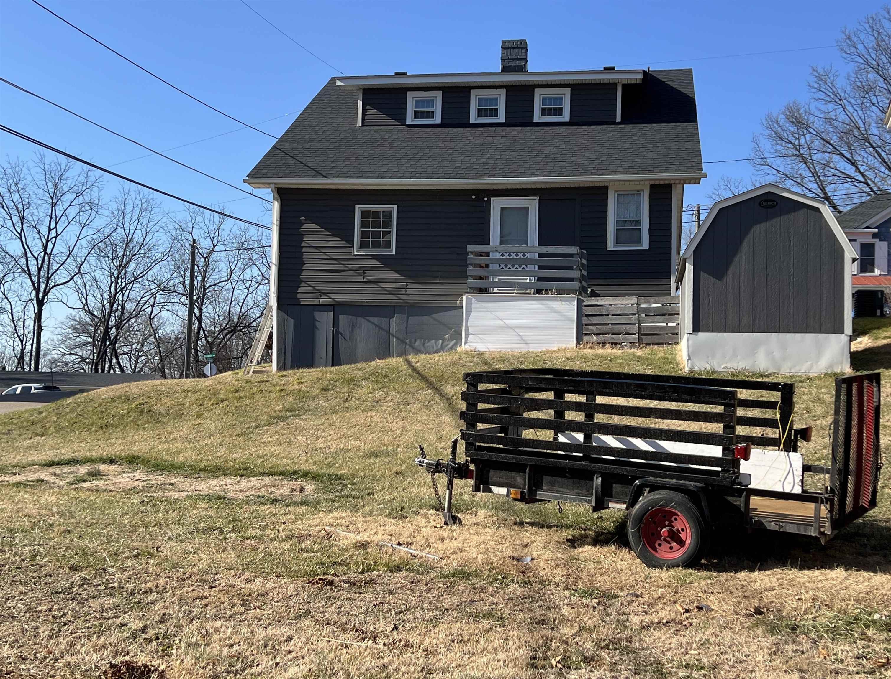 220 ELIZABETH AVE, WAYNESBORO, Virginia 22980, 3 Bedrooms Bedrooms, ,1 BathroomBathrooms,Residential,220 ELIZABETH AVE,672223 MLS # 672223
