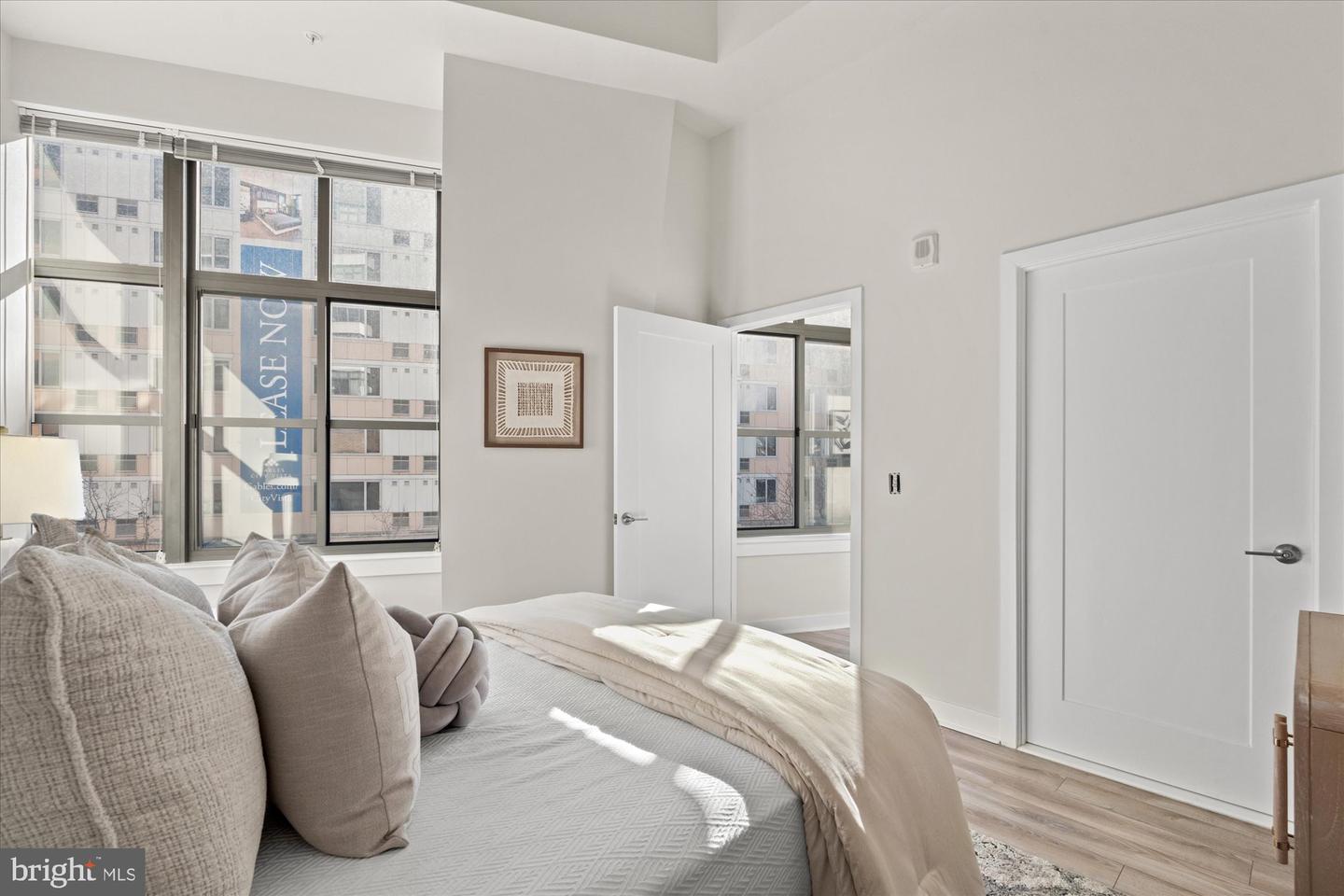 460 NEW YORK NW #304, WASHINGTON, District Of Columbia 20001, 1 Bedroom Bedrooms, ,1 BathroomBathrooms,Residential,For sale,460 NEW YORK NW #304,DCDC2239280 MLS # DCDC2239280