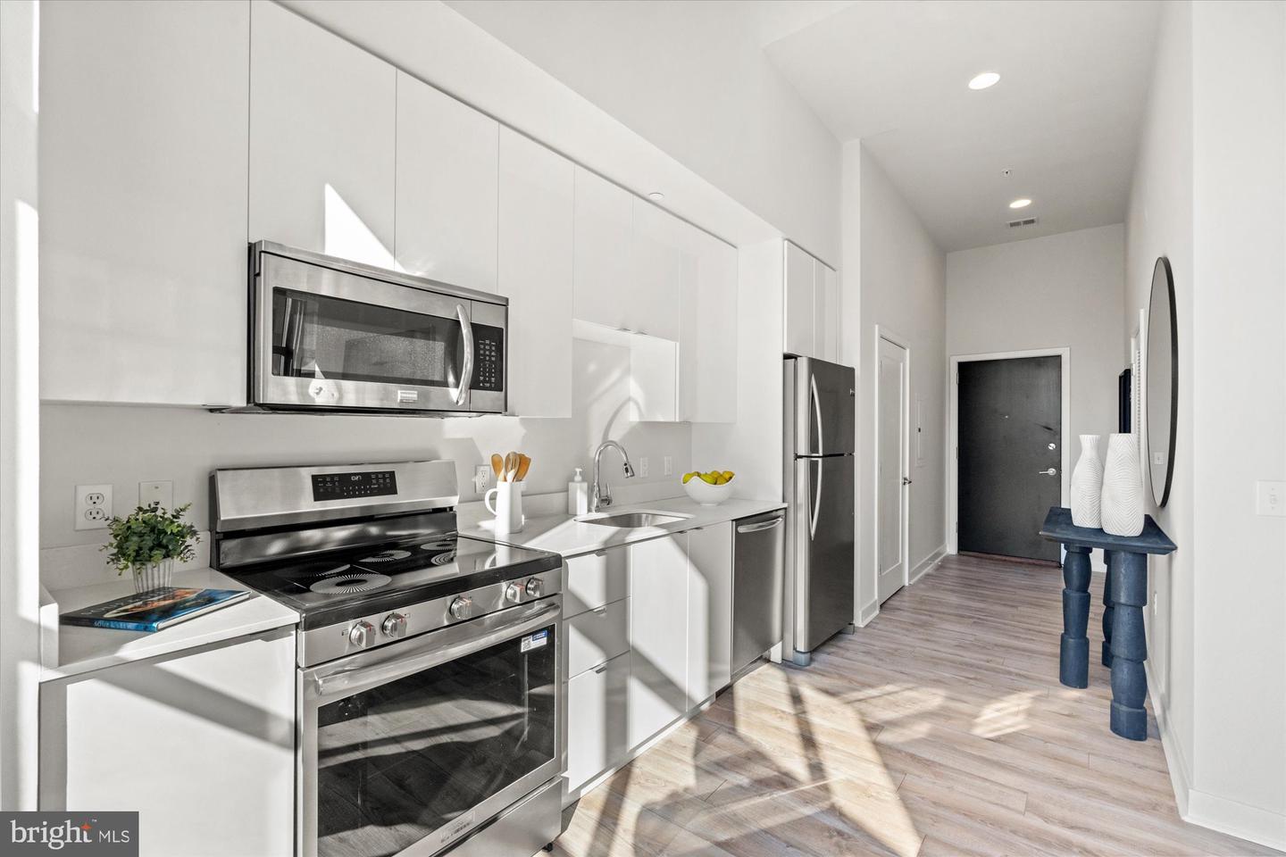 460 NEW YORK NW #304, WASHINGTON, District Of Columbia 20001, 1 Bedroom Bedrooms, ,1 BathroomBathrooms,Residential,For sale,460 NEW YORK NW #304,DCDC2239280 MLS # DCDC2239280