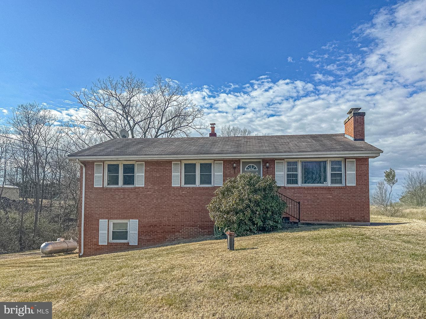 202 POE DR, FRONT ROYAL, Virginia 22630, 4 Bedrooms Bedrooms, ,2 BathroomsBathrooms,Residential,For sale,202 POE DR,VAWR2013230 MLS # VAWR2013230 202 POE DR, FRONT ROYAL, Virginia 22630, 4 Bedrooms Bedrooms, ,2 BathroomsBathrooms,Residential,For sale,202 POE DR,VAWR2013230 MLS # VAWR2013230