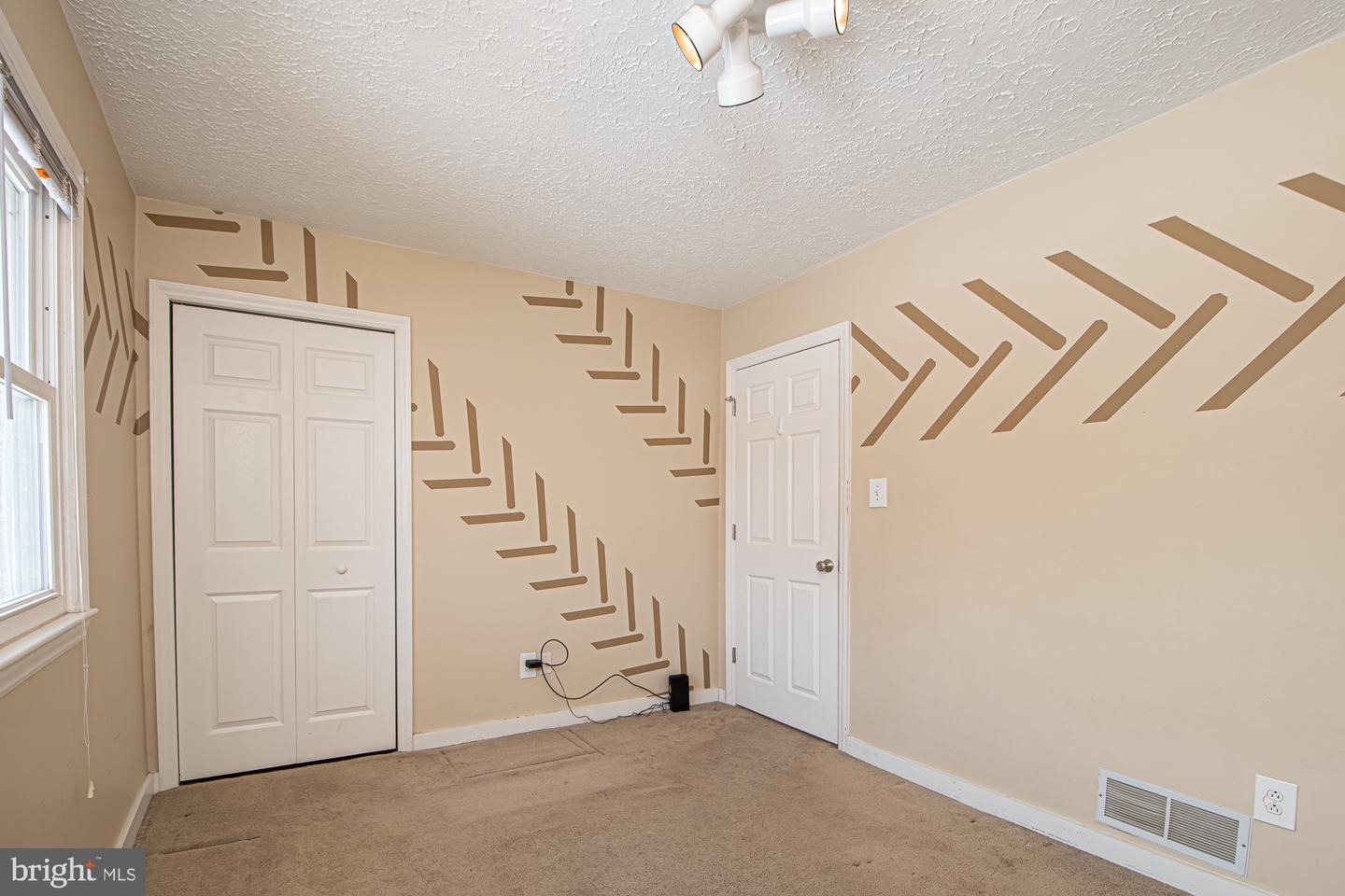 202 POE DR, FRONT ROYAL, Virginia 22630, 4 Bedrooms Bedrooms, ,2 BathroomsBathrooms,Residential,For sale,202 POE DR,VAWR2013230 MLS # VAWR2013230 202 POE DR, FRONT ROYAL, Virginia 22630, 4 Bedrooms Bedrooms, ,2 BathroomsBathrooms,Residential,For sale,202 POE DR,VAWR2013230 MLS # VAWR2013230