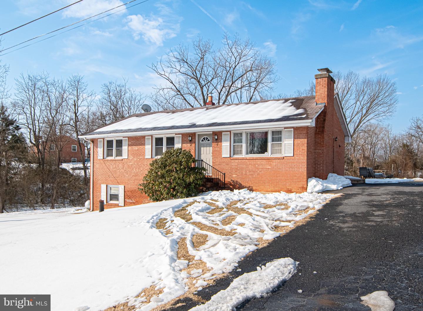 202 POE DR, FRONT ROYAL, Virginia 22630, 4 Bedrooms Bedrooms, ,2 BathroomsBathrooms,Residential,For sale,202 POE DR,VAWR2013230 MLS # VAWR2013230 202 POE DR, FRONT ROYAL, Virginia 22630, 4 Bedrooms Bedrooms, ,2 BathroomsBathrooms,Residential,For sale,202 POE DR,VAWR2013230 MLS # VAWR2013230