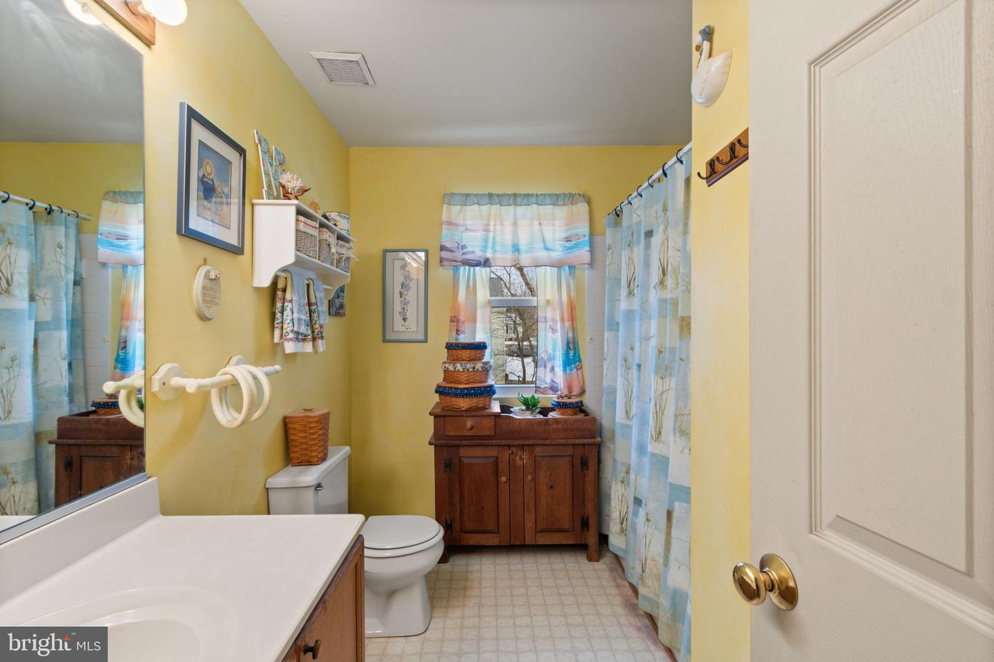 7211 LORD BARTON DR, FREDERICKSBURG, Virginia 22407, 4 Bedrooms Bedrooms, ,2 BathroomsBathrooms,Residential,For sale,7211 LORD BARTON DR,VASP2038916 MLS # VASP2038916