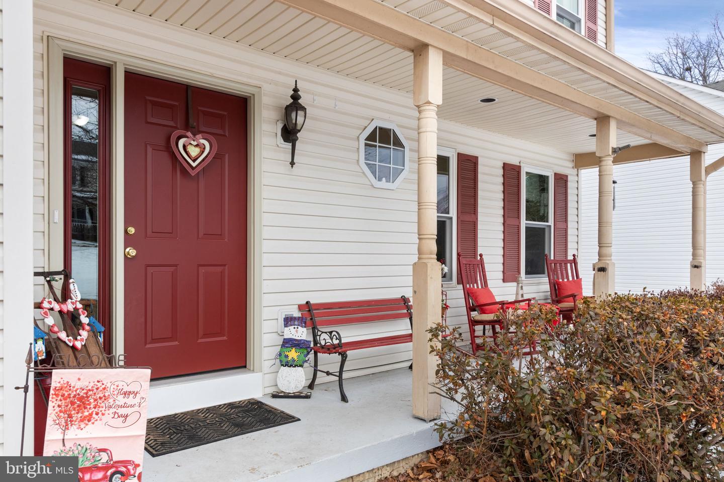 7211 LORD BARTON DR, FREDERICKSBURG, Virginia 22407, 4 Bedrooms Bedrooms, ,2 BathroomsBathrooms,Residential,For sale,7211 LORD BARTON DR,VASP2038916 MLS # VASP2038916