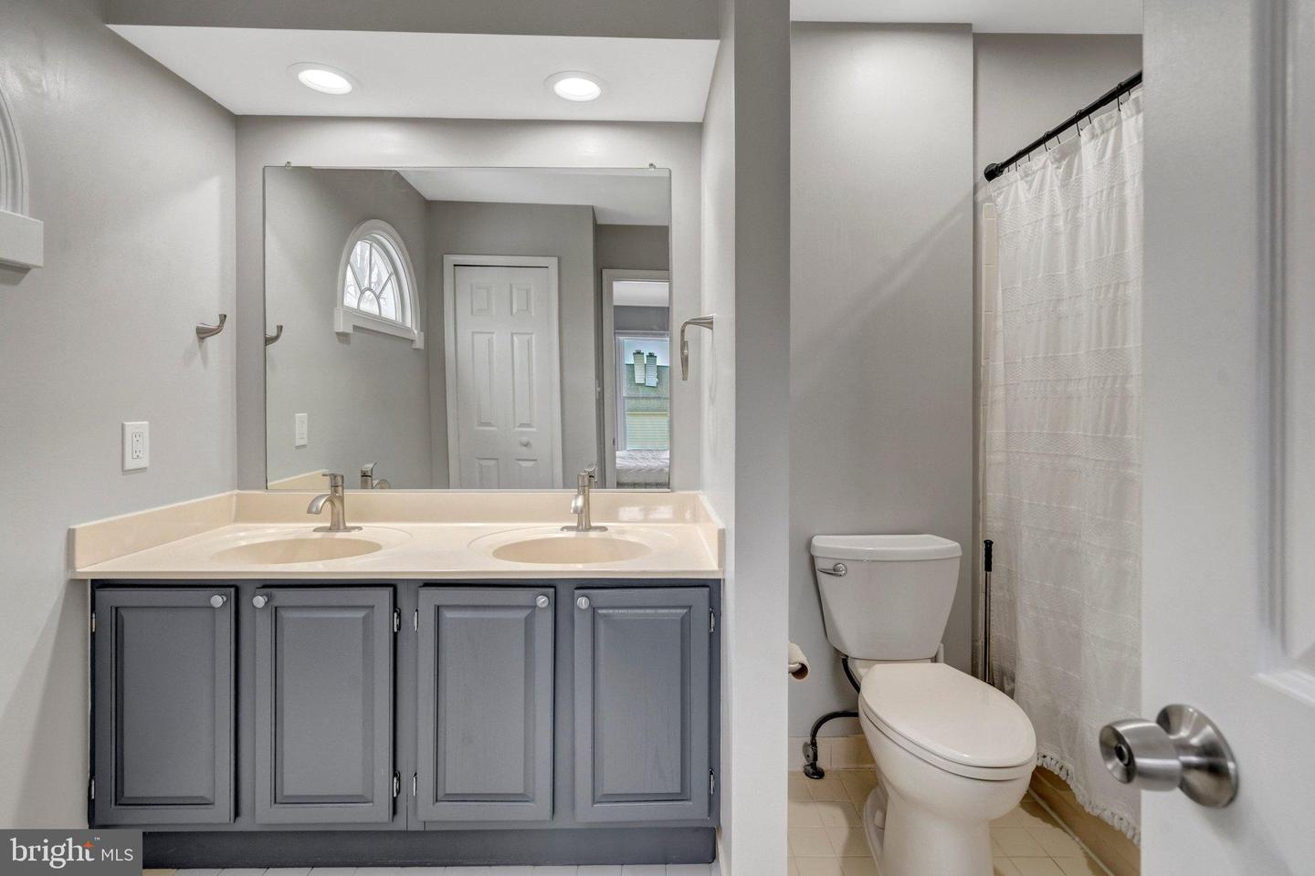 7938 BLUE GRAY CIR, MANASSAS, Virginia 20109, 3 Bedrooms Bedrooms, 7 Rooms Rooms,3 BathroomsBathrooms,Residential,For sale,7938 BLUE GRAY CIR,VAPW2111410 MLS # VAPW2111410