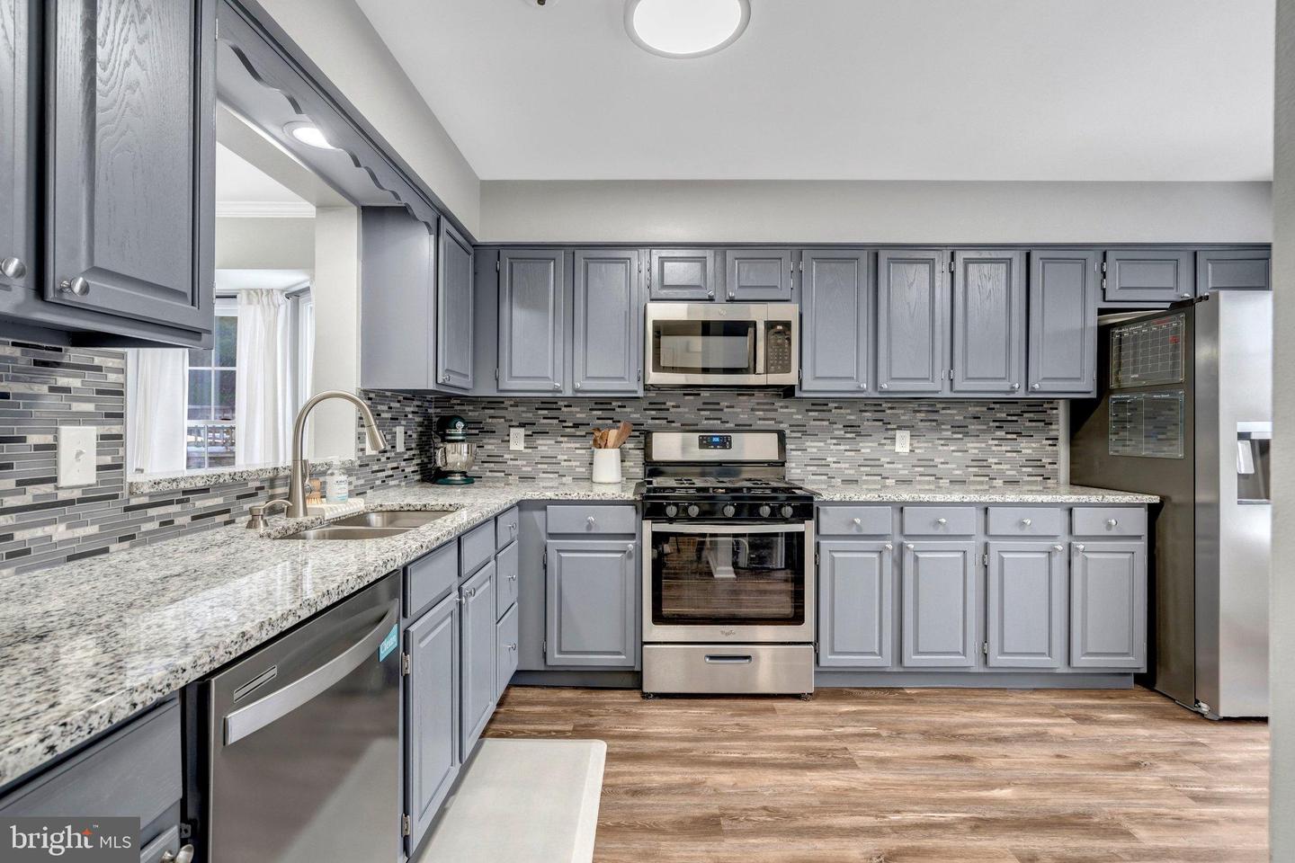 7938 BLUE GRAY CIR, MANASSAS, Virginia 20109, 3 Bedrooms Bedrooms, 7 Rooms Rooms,3 BathroomsBathrooms,Residential,For sale,7938 BLUE GRAY CIR,VAPW2111410 MLS # VAPW2111410