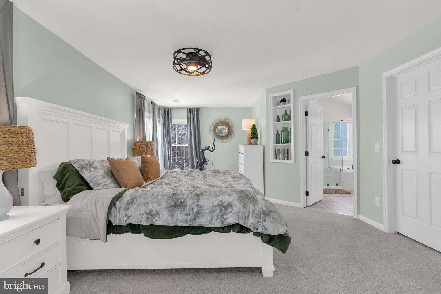 6149 HAWSER DR, KING GEORGE, Virginia 22485, 5 Bedrooms Bedrooms, ,2 BathroomsBathrooms,Residential,For sale,6149 HAWSER DR,VAKG2007586 MLS # VAKG2007586