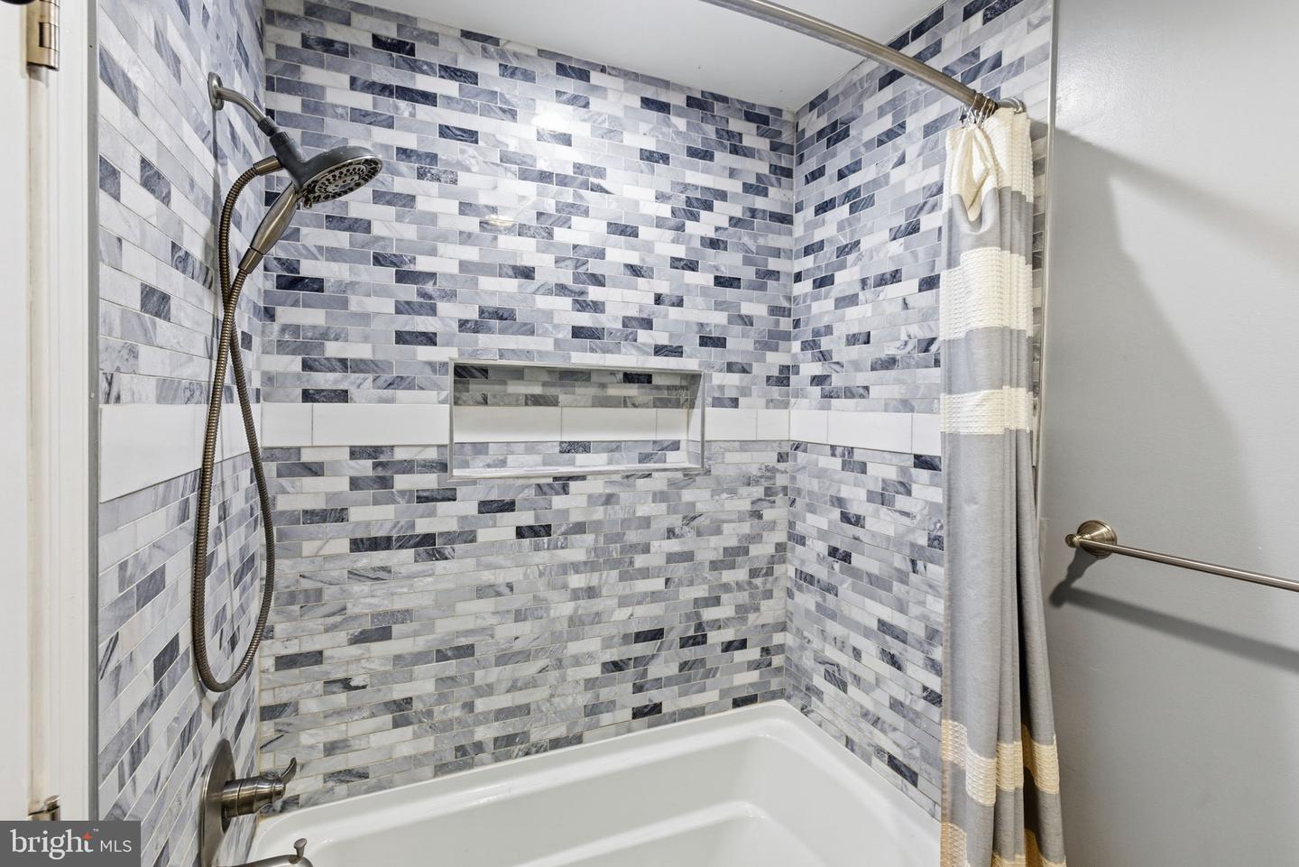 224 FREDERICKTOWNE DR, STEPHENS CITY, Virginia 22655, 5 Bedrooms Bedrooms, ,3 BathroomsBathrooms,Residential,For sale,224 FREDERICKTOWNE DR,VAFV2039374 MLS # VAFV2039374 224 FREDERICKTOWNE DR, STEPHENS CITY, Virginia 22655, 5 Bedrooms Bedrooms, ,3 BathroomsBathrooms,Residential,For sale,224 FREDERICKTOWNE DR,VAFV2039374 MLS # VAFV2039374