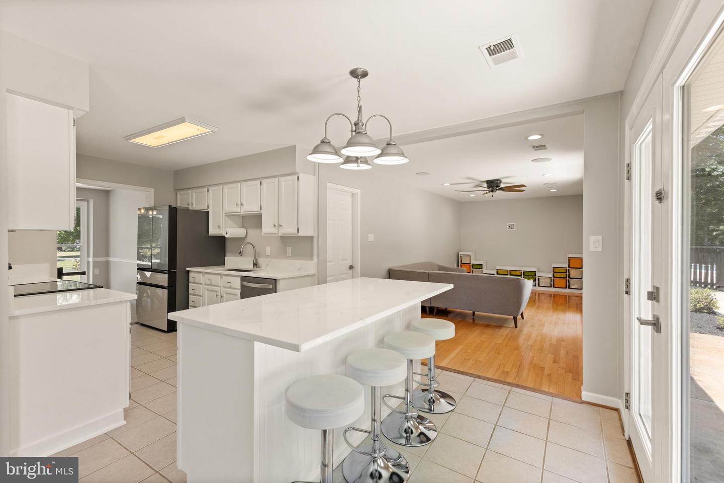 35159 ROSECROFT LN, MIDDLEBURG, Virginia 20117, 3 Bedrooms Bedrooms, ,2 BathroomsBathrooms,Residential,For sale,35159 ROSECROFT LN,VALO2115226 MLS # VALO2115226