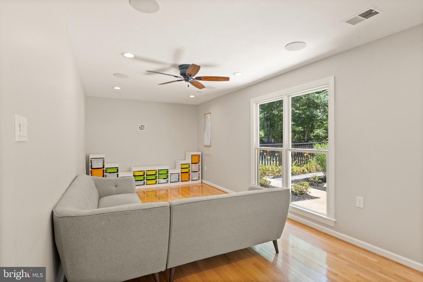 35159 ROSECROFT LN, MIDDLEBURG, Virginia 20117, 3 Bedrooms Bedrooms, ,2 BathroomsBathrooms,Residential,For sale,35159 ROSECROFT LN,VALO2115226 MLS # VALO2115226