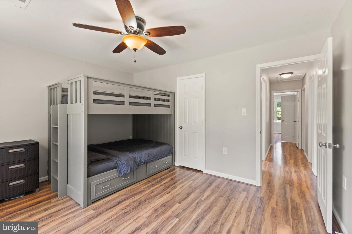 35159 ROSECROFT LN, MIDDLEBURG, Virginia 20117, 3 Bedrooms Bedrooms, ,2 BathroomsBathrooms,Residential,For sale,35159 ROSECROFT LN,VALO2115226 MLS # VALO2115226