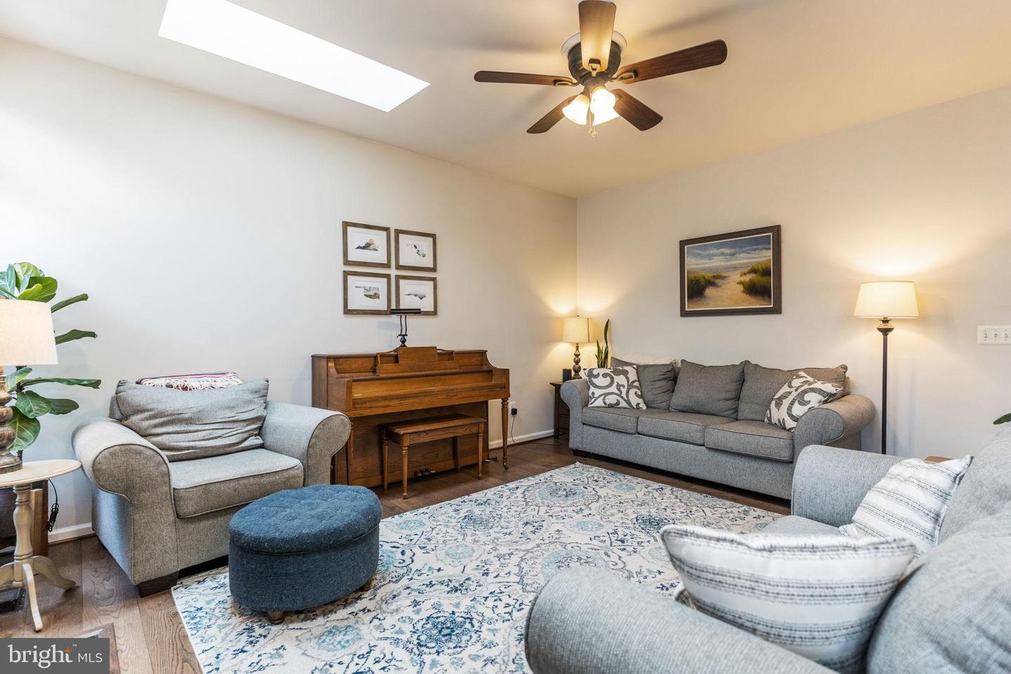 9028 HARROVER PL, LORTON, Virginia 22079, 4 Bedrooms Bedrooms, 16 Rooms Rooms,3 BathroomsBathrooms,Residential,For sale,9028 HARROVER PL,VAFX2288972 MLS # VAFX2288972 9028 HARROVER PL, LORTON, Virginia 22079, 4 Bedrooms Bedrooms, 16 Rooms Rooms,3 BathroomsBathrooms,Residential,For sale,9028 HARROVER PL,VAFX2288972 MLS # VAFX2288972