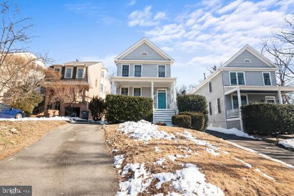 2315 HIGHLAND AVE, FALLS CHURCH, Virginia 22046, 3 Bedrooms Bedrooms, ,3 BathroomsBathrooms,Residential,For sale,2315 HIGHLAND AVE,VAFX2289560 MLS # VAFX2289560