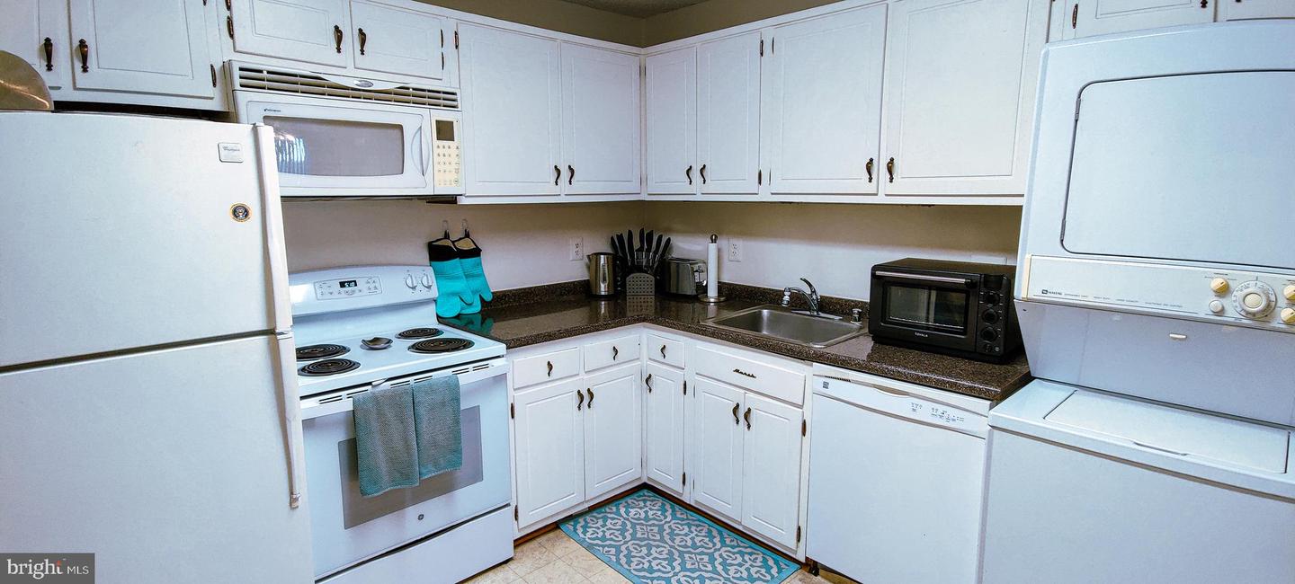 250 S REYNOLDS ST #502, ALEXANDRIA, Virginia 22304, 1 Bedroom Bedrooms, ,1 BathroomBathrooms,Residential,For sale,250 S REYNOLDS ST #502,VAAX2054052 MLS # VAAX2054052 250 S REYNOLDS ST #502, ALEXANDRIA, Virginia 22304, 1 Bedroom Bedrooms, ,1 BathroomBathrooms,Residential,For sale,250 S REYNOLDS ST #502,VAAX2054052 MLS # VAAX2054052