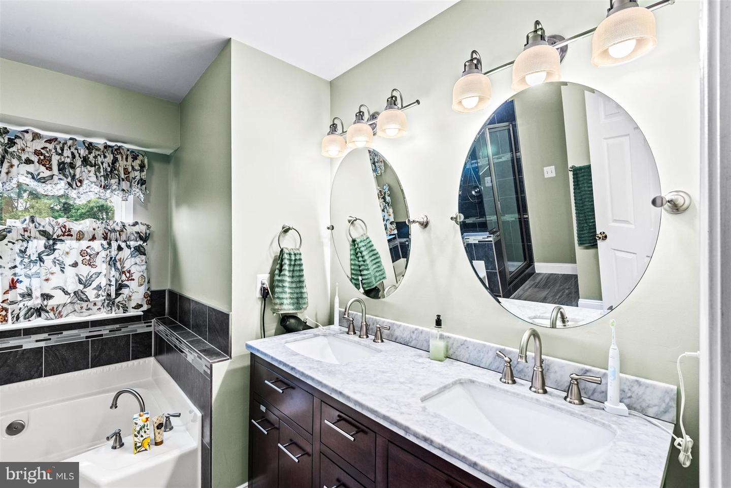 14 BARON CT, STAFFORD, Virginia 22554, 4 Bedrooms Bedrooms, ,2 BathroomsBathrooms,Residential,For sale,14 BARON CT,VAST2046000 MLS # VAST2046000