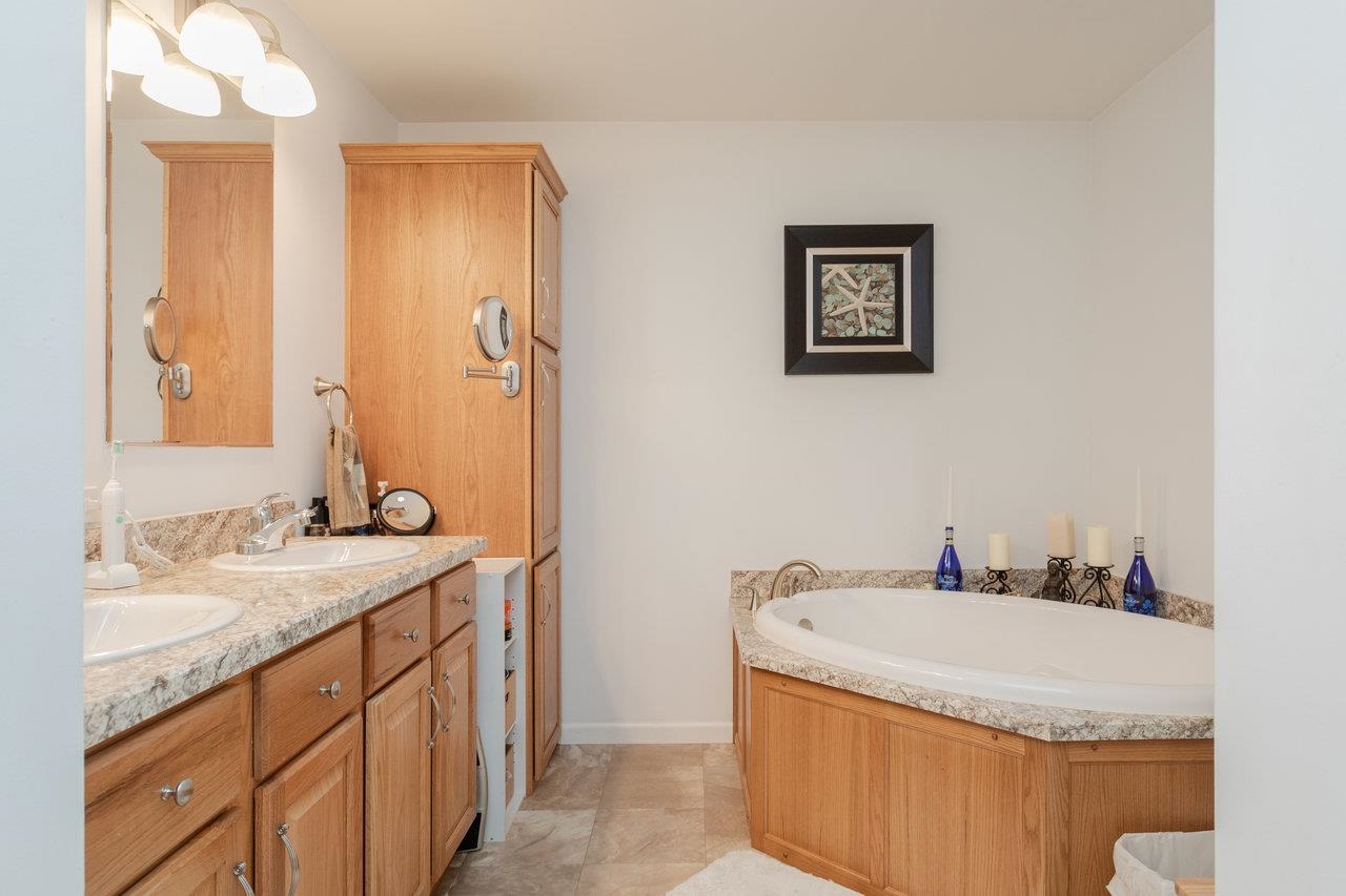 7583 FORD VIEW RD, WEYERS CAVE, Virginia 24486, 3 Bedrooms Bedrooms, ,2 BathroomsBathrooms,Residential,7583 FORD VIEW RD,673247 MLS # 673247