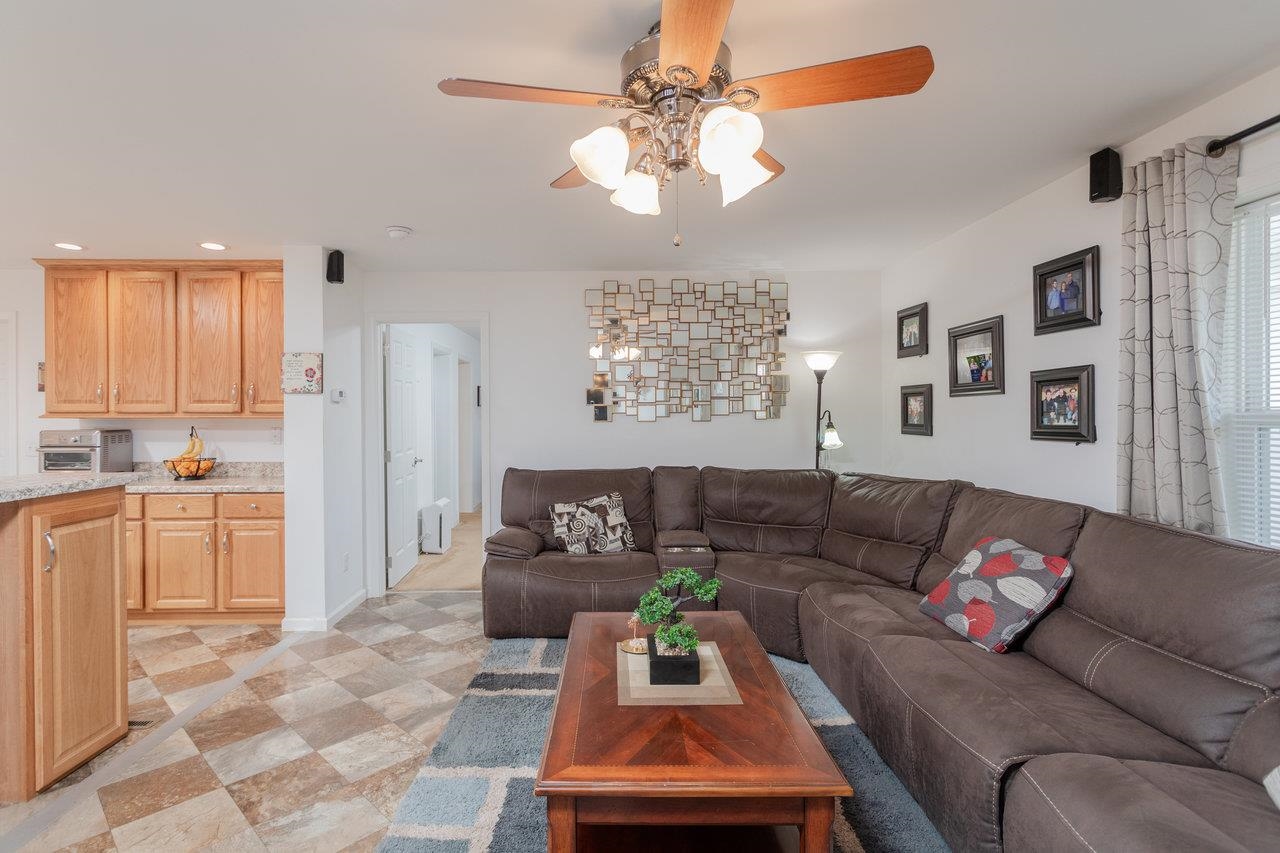 7583 FORD VIEW RD, WEYERS CAVE, Virginia 24486, 3 Bedrooms Bedrooms, ,2 BathroomsBathrooms,Residential,7583 FORD VIEW RD,673247 MLS # 673247