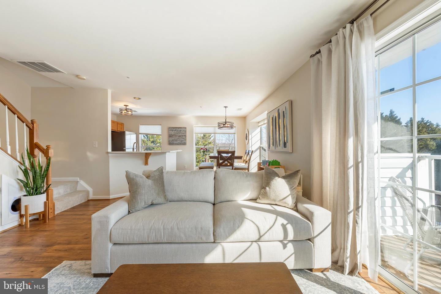 11712 TOLSON PL #304, WOODBRIDGE, Virginia 22192, 2 Bedrooms Bedrooms, 8 Rooms Rooms,2 BathroomsBathrooms,Residential,For sale,11712 TOLSON PL #304,VAPW2111412 MLS # VAPW2111412