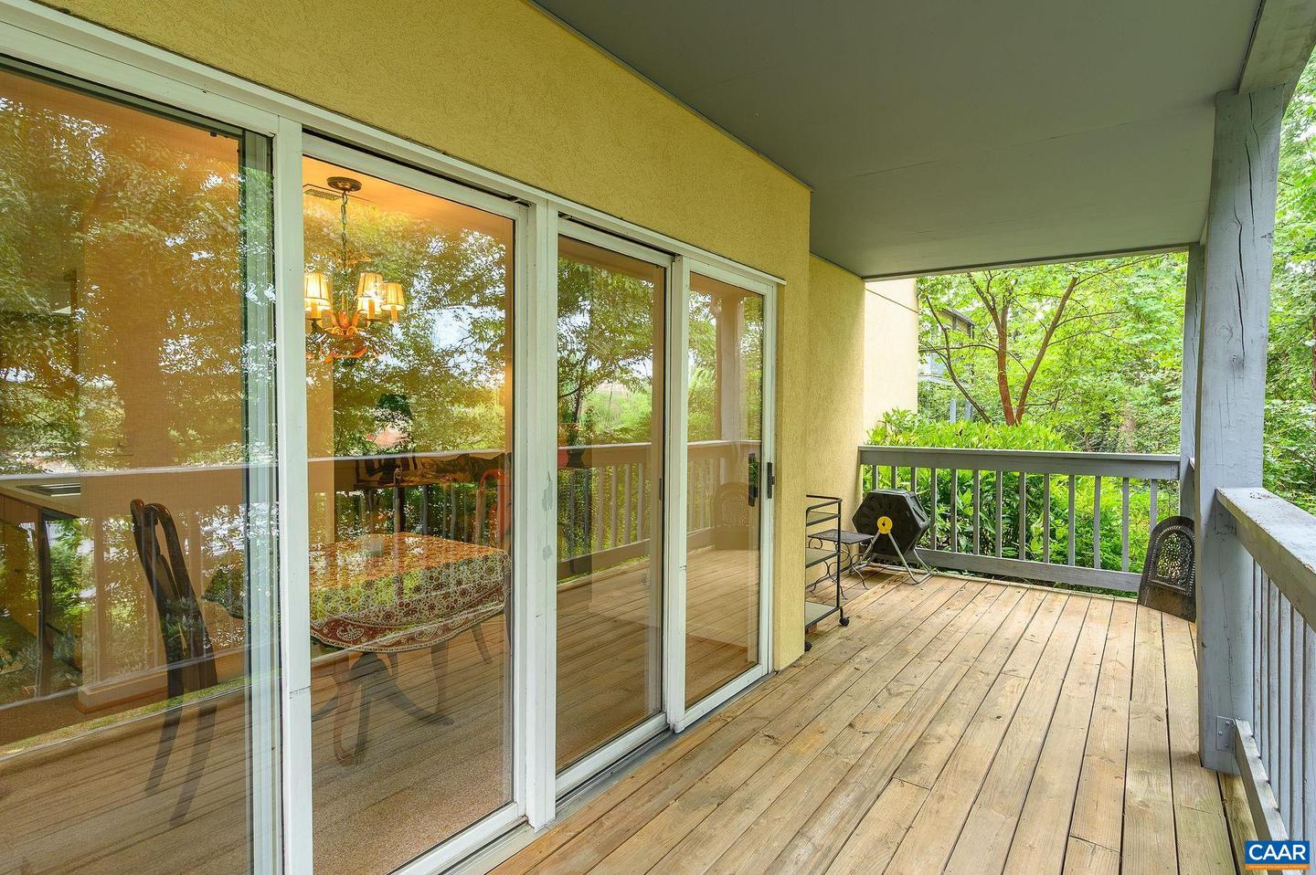 207 NW 2ND ST #D, CHARLOTTESVILLE, Virginia 22902, 2 Bedrooms Bedrooms, ,1 BathroomBathrooms,Residential,For sale,207 NW 2ND ST #D,672977 MLS # 672977