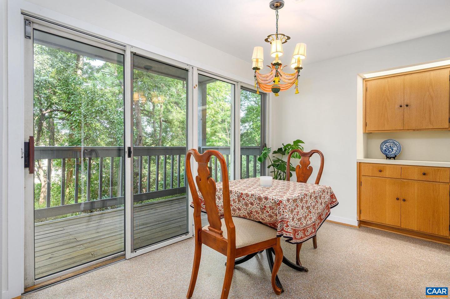 207 NW 2ND ST #D, CHARLOTTESVILLE, Virginia 22902, 2 Bedrooms Bedrooms, ,1 BathroomBathrooms,Residential,For sale,207 NW 2ND ST #D,672977 MLS # 672977