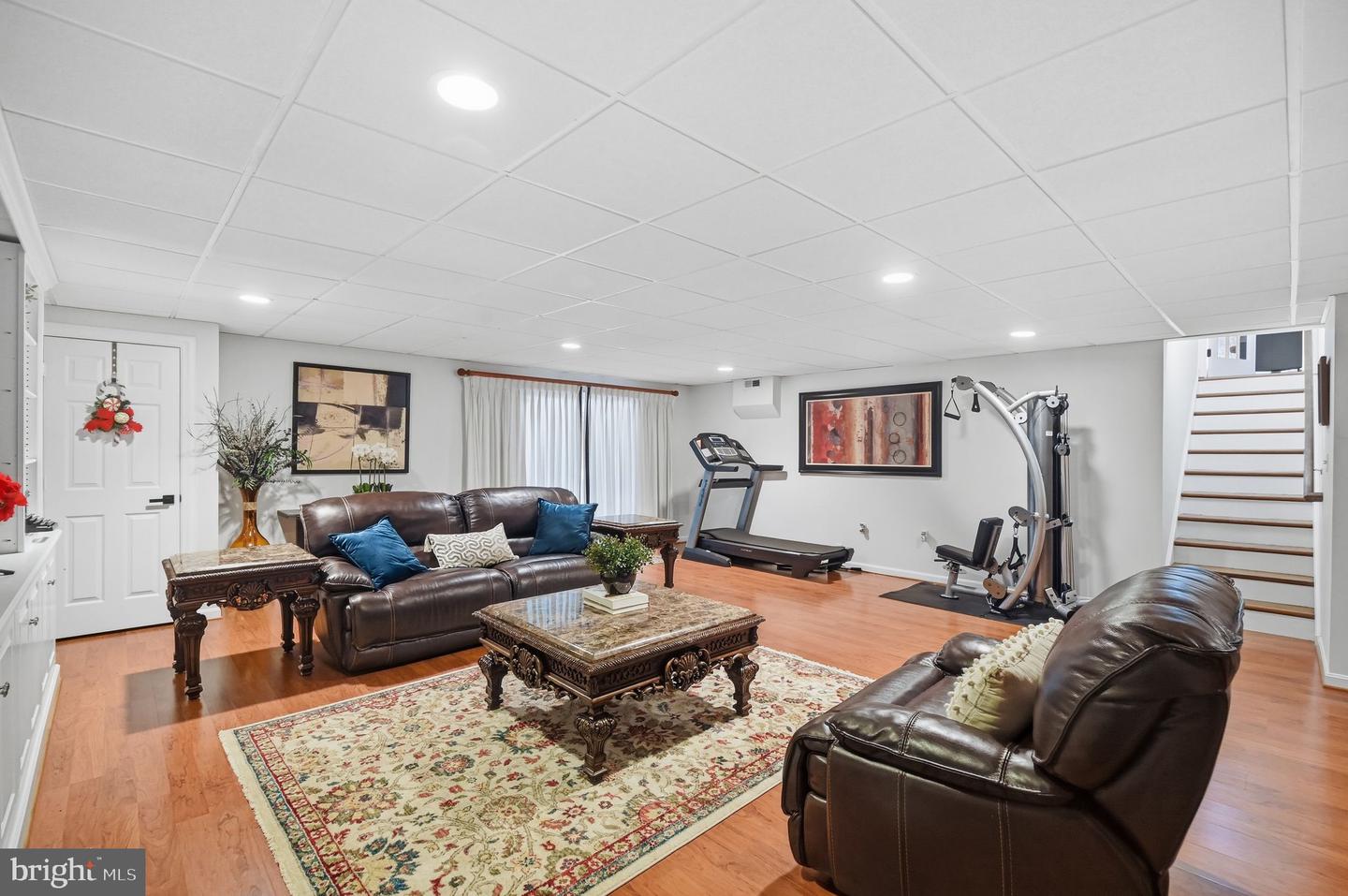 11728 STUART MILL RD, OAKTON, Virginia 22124, 5 Bedrooms Bedrooms, 8 Rooms Rooms,2 BathroomsBathrooms,Residential,For sale,11728 STUART MILL RD,VAFX2288990 MLS # VAFX2288990