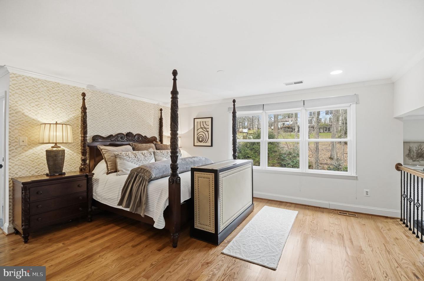 11728 STUART MILL RD, OAKTON, Virginia 22124, 5 Bedrooms Bedrooms, 8 Rooms Rooms,2 BathroomsBathrooms,Residential,For sale,11728 STUART MILL RD,VAFX2288990 MLS # VAFX2288990