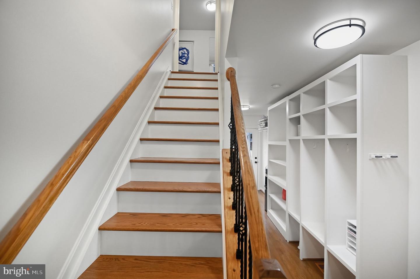 11728 STUART MILL RD, OAKTON, Virginia 22124, 5 Bedrooms Bedrooms, 8 Rooms Rooms,2 BathroomsBathrooms,Residential,For sale,11728 STUART MILL RD,VAFX2288990 MLS # VAFX2288990