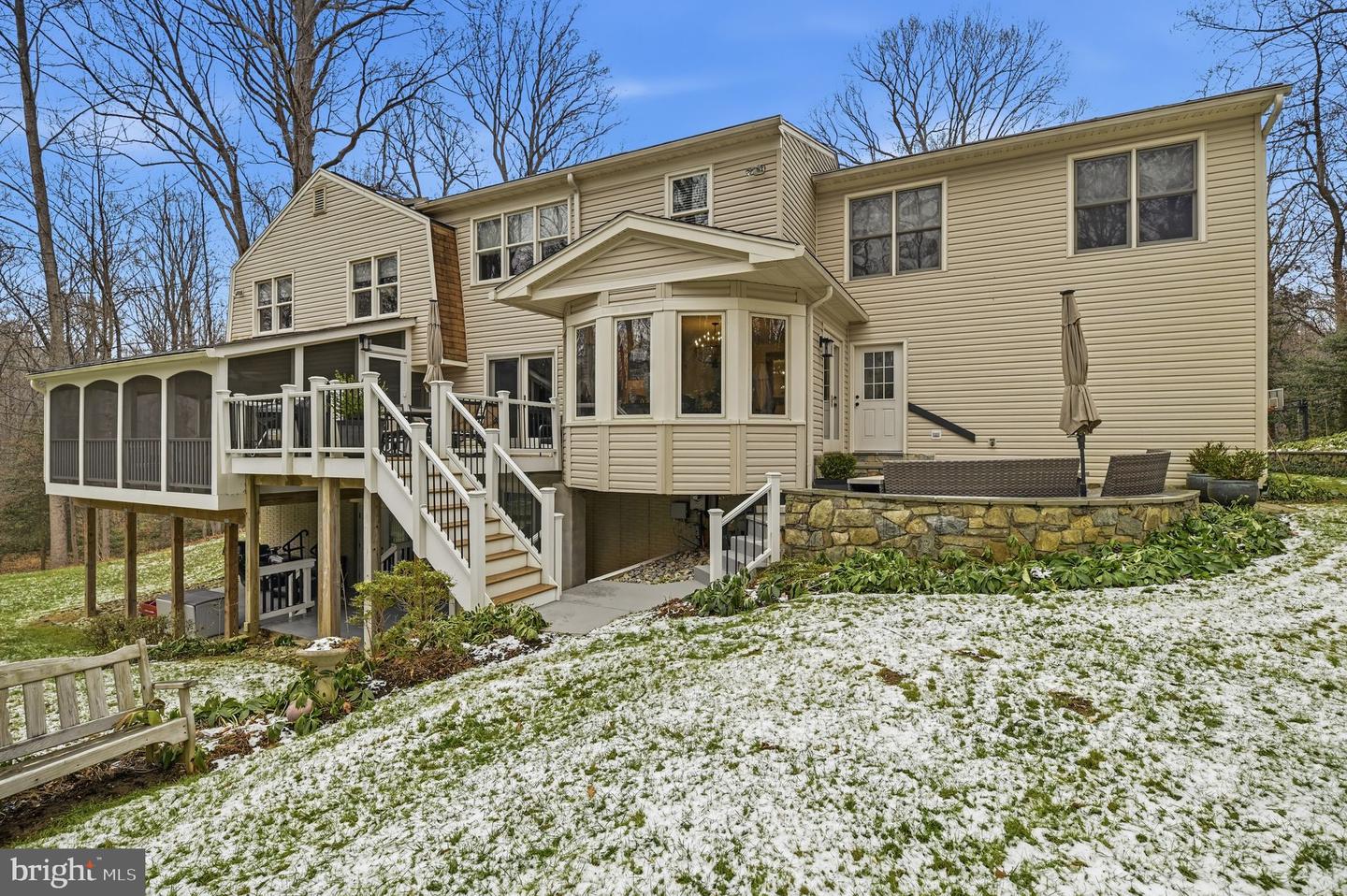 11728 STUART MILL RD, OAKTON, Virginia 22124, 5 Bedrooms Bedrooms, 8 Rooms Rooms,2 BathroomsBathrooms,Residential,For sale,11728 STUART MILL RD,VAFX2288990 MLS # VAFX2288990