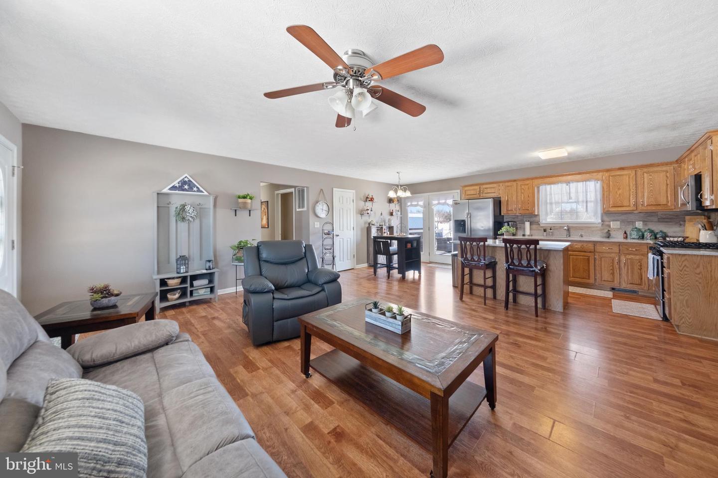 450 CREEKSIDE DR, LURAY, Virginia 22835, 3 Bedrooms Bedrooms, 6 Rooms Rooms,2 BathroomsBathrooms,Residential,For sale,450 CREEKSIDE DR,VAPA2006030 MLS # VAPA2006030