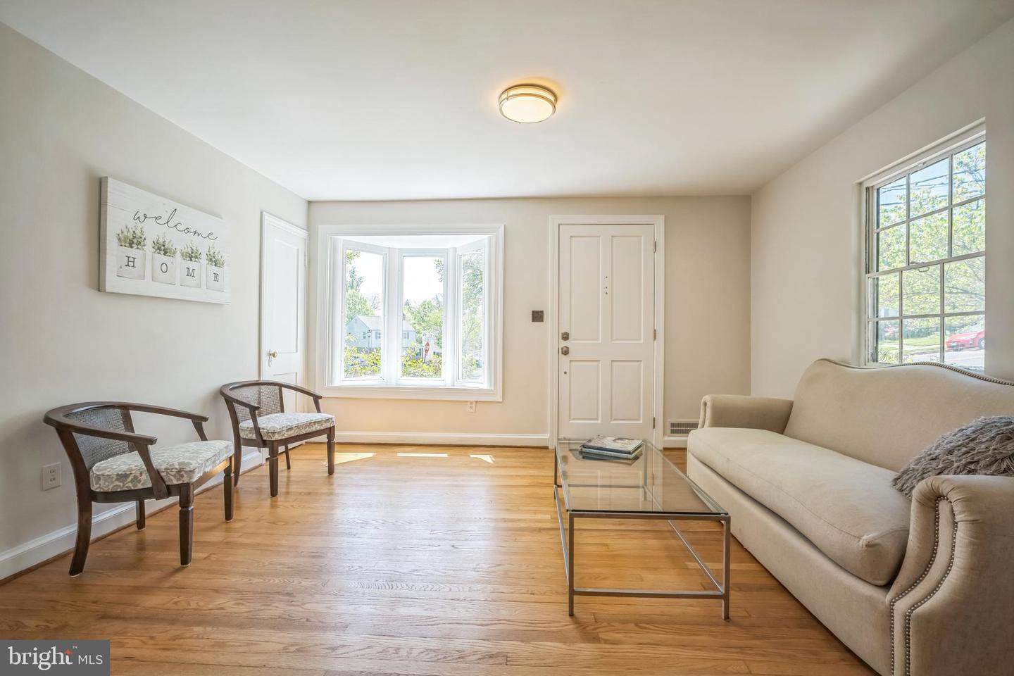 6105 26TH ST N, ARLINGTON, Virginia 22207, 3 Bedrooms Bedrooms, ,2 BathroomsBathrooms,Residential,For sale,6105 26TH ST N,VAAR2056342 MLS # VAAR2056342