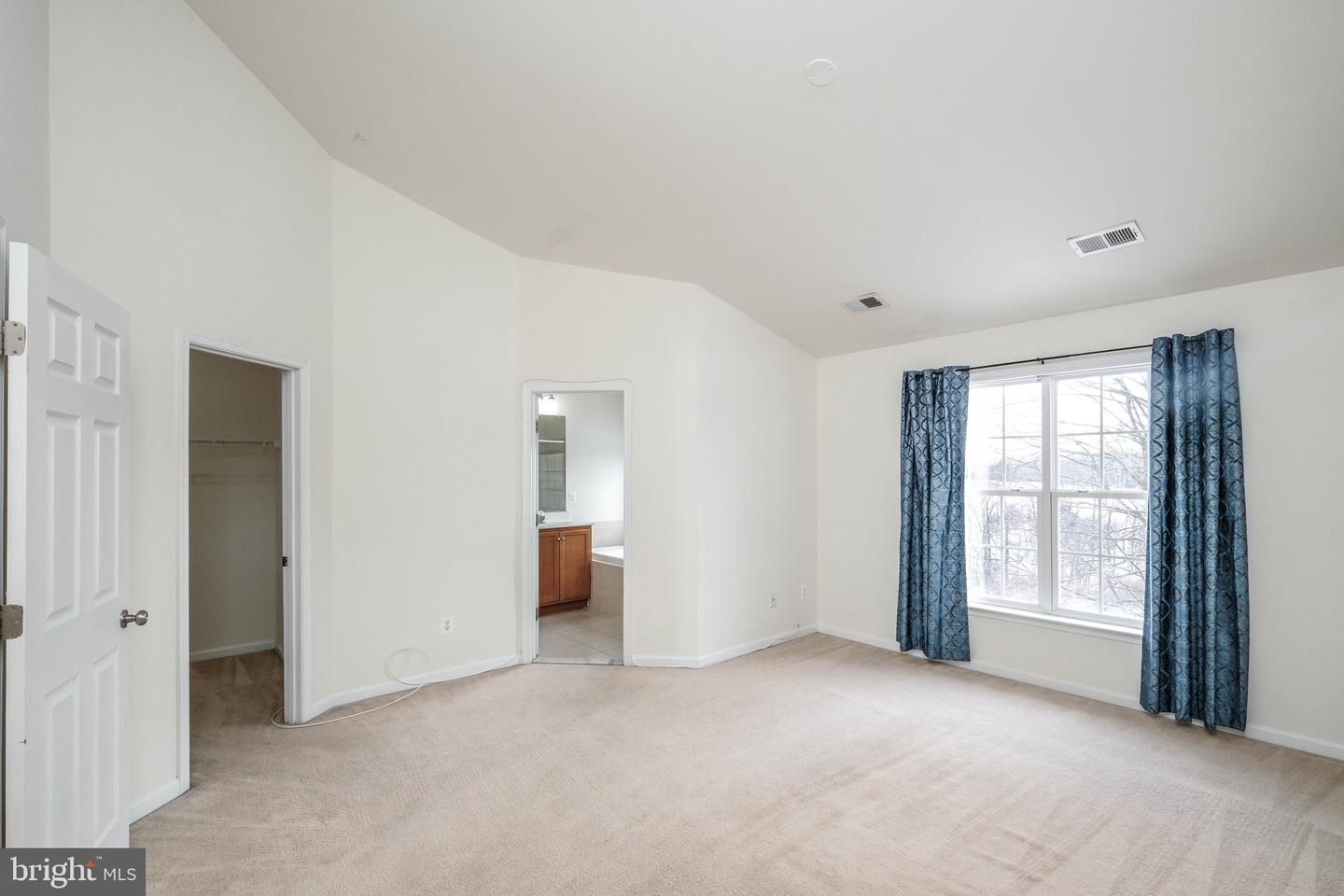 11 DRIVER SQ, FRONT ROYAL, Virginia 22630, 4 Bedrooms Bedrooms, ,3 BathroomsBathrooms,Residential,For sale,11 DRIVER SQ,VAWR2013330 MLS # VAWR2013330