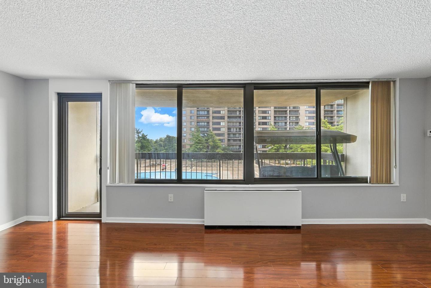 3701 S GEORGE MASON DR #315N, FALLS CHURCH, Virginia 22041, 3 Bedrooms Bedrooms, ,2 BathroomsBathrooms,Residential,For sale,3701 S GEORGE MASON DR #315N,VAFX2290266 MLS # VAFX2290266 3701 S GEORGE MASON DR #315N, FALLS CHURCH, Virginia 22041, 3 Bedrooms Bedrooms, ,2 BathroomsBathrooms,Residential,For sale,3701 S GEORGE MASON DR #315N,VAFX2290266 MLS # VAFX2290266