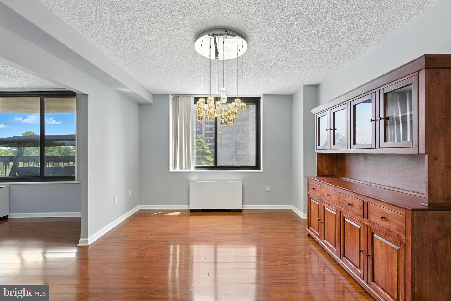 3701 S GEORGE MASON DR #315N, FALLS CHURCH, Virginia 22041, 3 Bedrooms Bedrooms, ,2 BathroomsBathrooms,Residential,For sale,3701 S GEORGE MASON DR #315N,VAFX2290266 MLS # VAFX2290266 3701 S GEORGE MASON DR #315N, FALLS CHURCH, Virginia 22041, 3 Bedrooms Bedrooms, ,2 BathroomsBathrooms,Residential,For sale,3701 S GEORGE MASON DR #315N,VAFX2290266 MLS # VAFX2290266