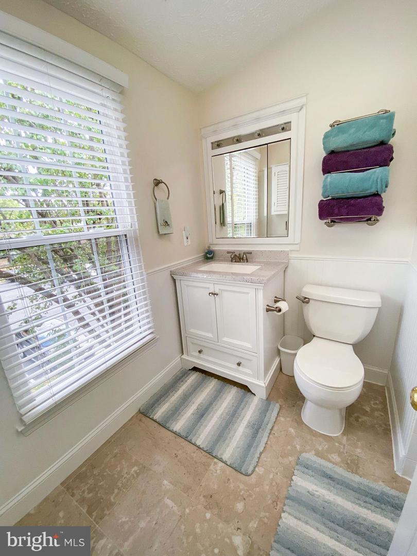 6822 ERICKA AVE, ALEXANDRIA, Virginia 22310, 3 Bedrooms Bedrooms, ,2 BathroomsBathrooms,Residential,For sale,6822 ERICKA AVE,VAFX2267674 MLS # VAFX2267674